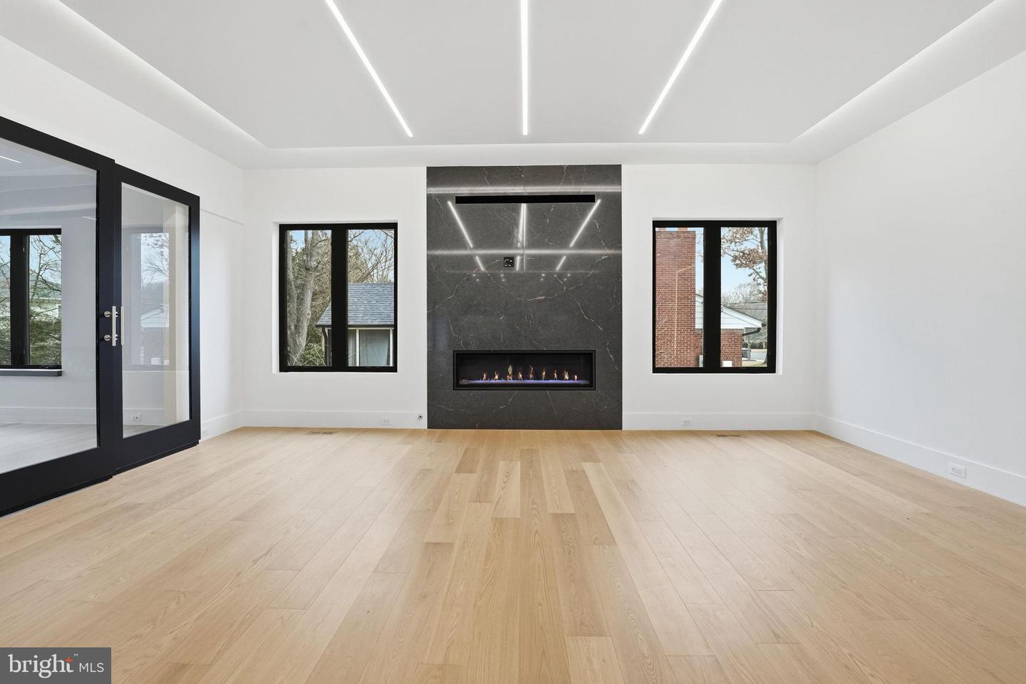 6910 BRIGHT AVE, MCLEAN, Virginia 22101, 6 Bedrooms Bedrooms, 35 Rooms Rooms,6 BathroomsBathrooms,Residential,For sale,6910 BRIGHT AVE,VAFX2282102 MLS # VAFX2282102