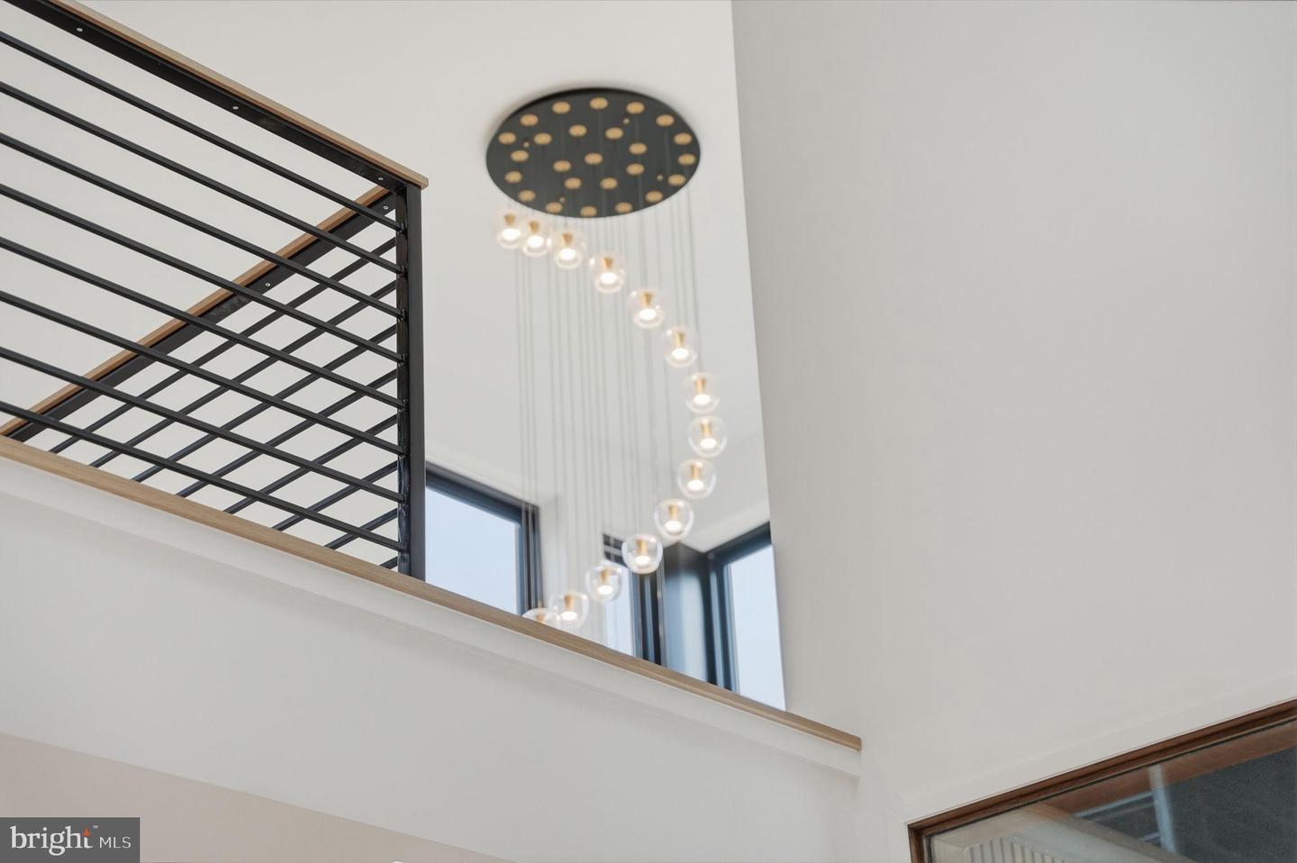 6910 BRIGHT AVE, MCLEAN, Virginia 22101, 6 Bedrooms Bedrooms, 35 Rooms Rooms,6 BathroomsBathrooms,Residential,For sale,6910 BRIGHT AVE,VAFX2282102 MLS # VAFX2282102