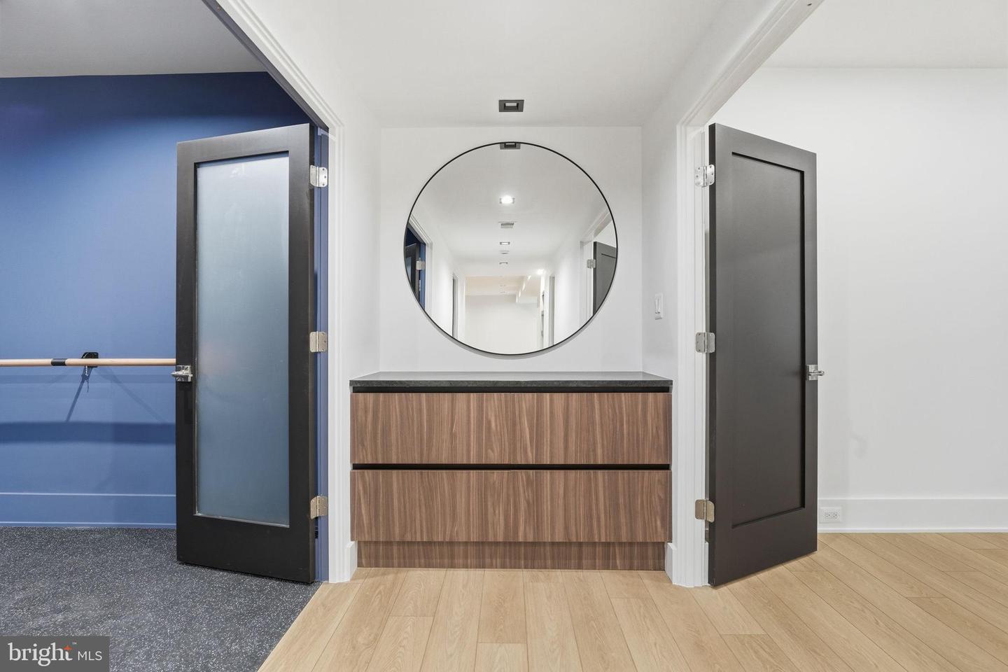 6910 BRIGHT AVE, MCLEAN, Virginia 22101, 6 Bedrooms Bedrooms, 35 Rooms Rooms,6 BathroomsBathrooms,Residential,For sale,6910 BRIGHT AVE,VAFX2282102 MLS # VAFX2282102