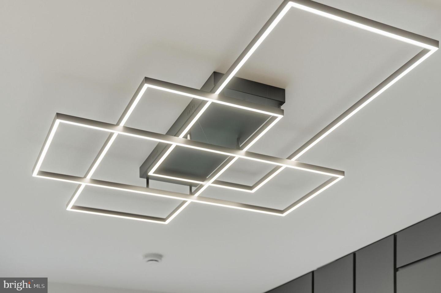 6910 BRIGHT AVE, MCLEAN, Virginia 22101, 6 Bedrooms Bedrooms, 35 Rooms Rooms,6 BathroomsBathrooms,Residential,For sale,6910 BRIGHT AVE,VAFX2282102 MLS # VAFX2282102