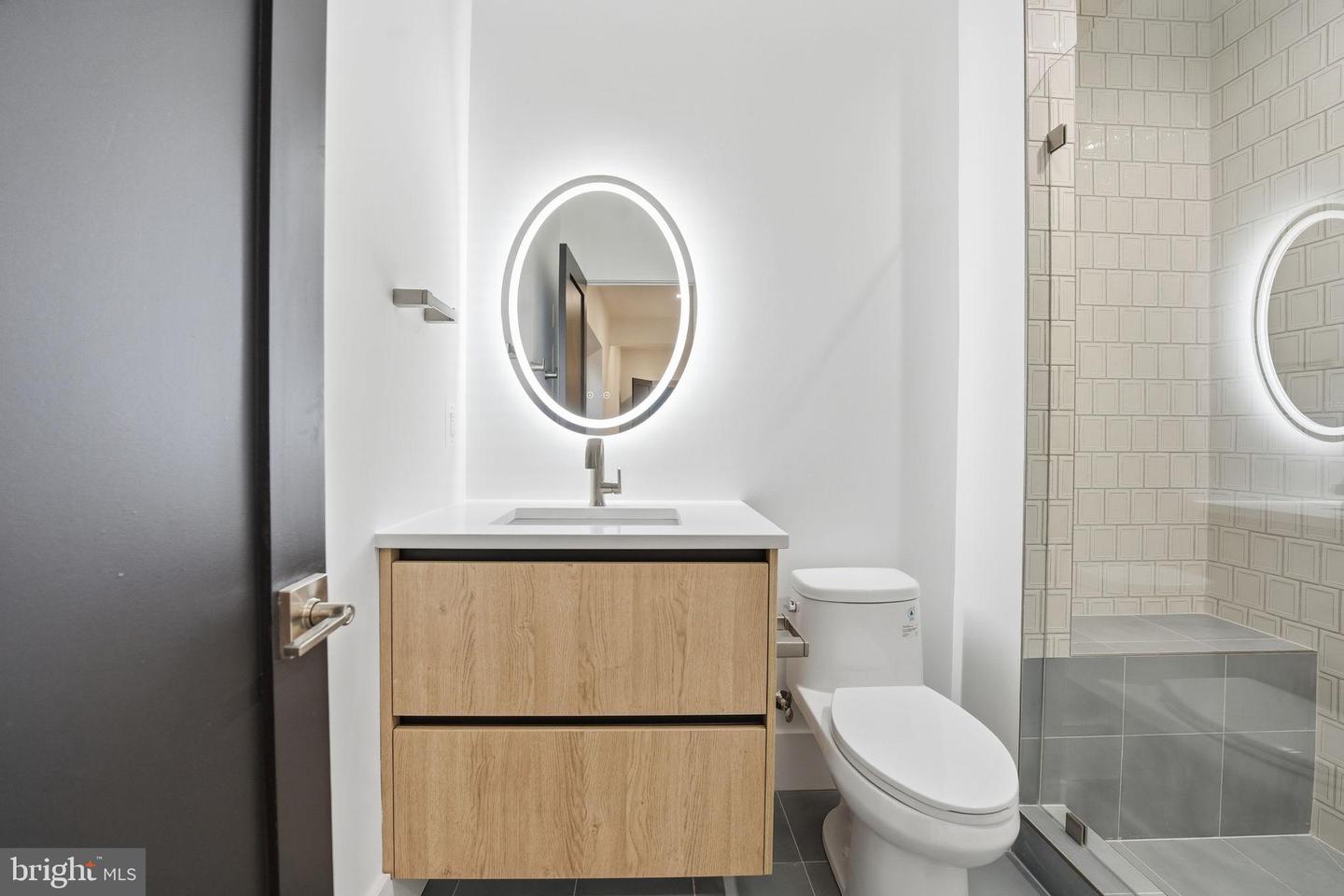 6910 BRIGHT AVE, MCLEAN, Virginia 22101, 6 Bedrooms Bedrooms, 35 Rooms Rooms,6 BathroomsBathrooms,Residential,For sale,6910 BRIGHT AVE,VAFX2282102 MLS # VAFX2282102