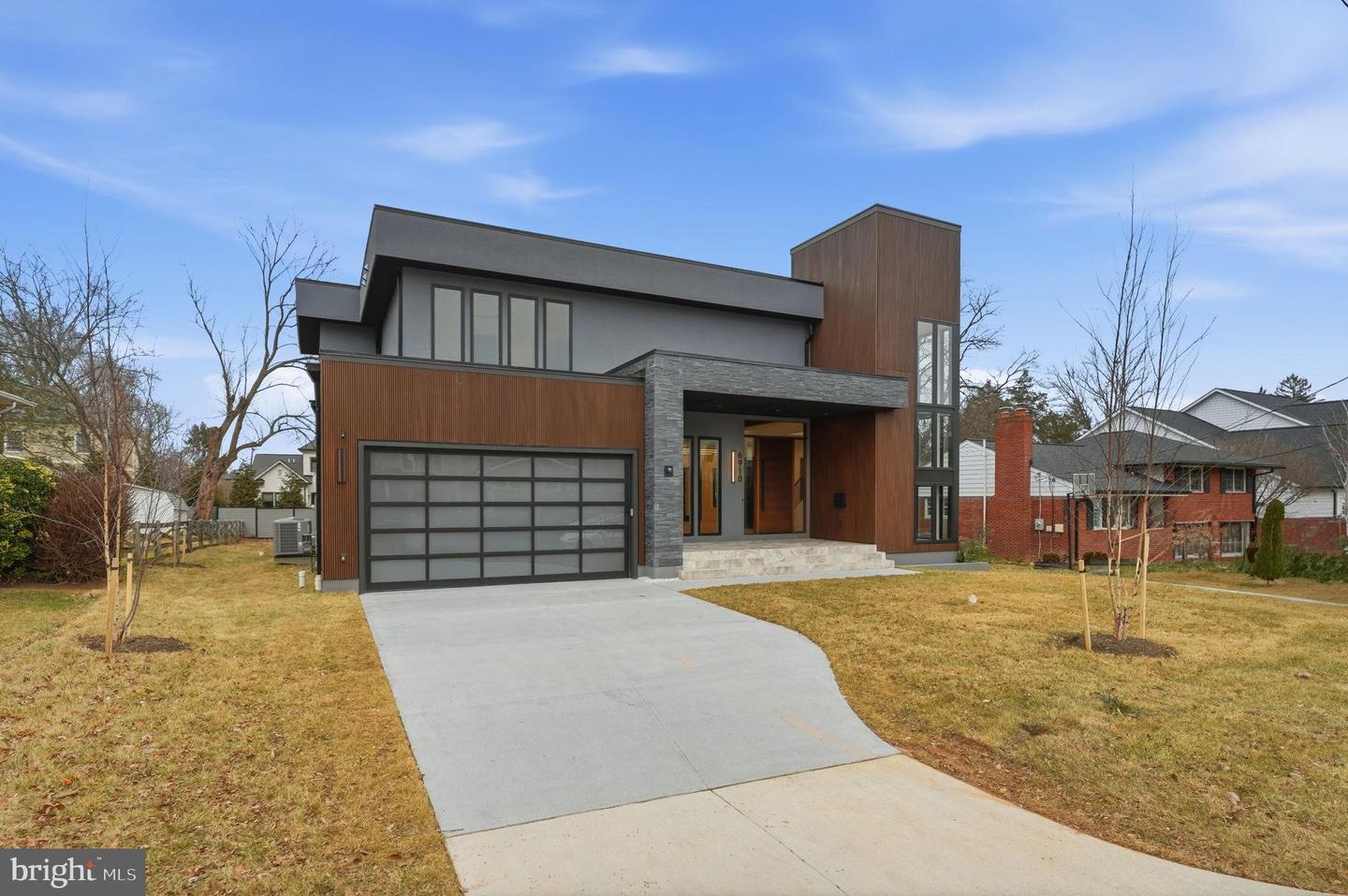 6910 BRIGHT AVE, MCLEAN, Virginia 22101, 6 Bedrooms Bedrooms, 35 Rooms Rooms,6 BathroomsBathrooms,Residential,For sale,6910 BRIGHT AVE,VAFX2282102 MLS # VAFX2282102