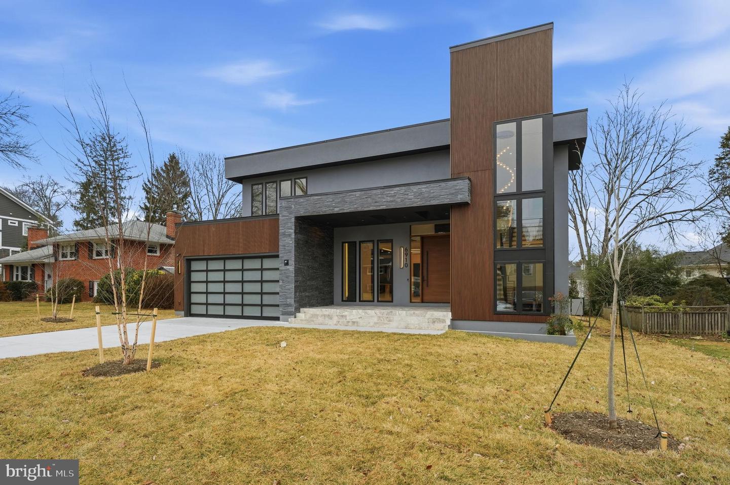 6910 BRIGHT AVE, MCLEAN, Virginia 22101, 6 Bedrooms Bedrooms, 35 Rooms Rooms,6 BathroomsBathrooms,Residential,For sale,6910 BRIGHT AVE,VAFX2282102 MLS # VAFX2282102