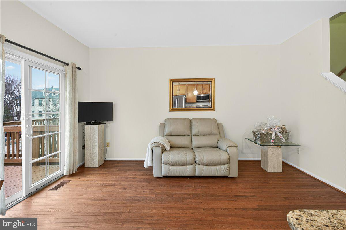 45488 PINE TRAIL TER, STERLING, Virginia 20164, 3 Bedrooms Bedrooms, ,2 BathroomsBathrooms,Residential,For sale,45488 PINE TRAIL TER,VALO2113200 MLS # VALO2113200 45488 PINE TRAIL TER, STERLING, Virginia 20164, 3 Bedrooms Bedrooms, ,2 BathroomsBathrooms,Residential,For sale,45488 PINE TRAIL TER,VALO2113200 MLS # VALO2113200