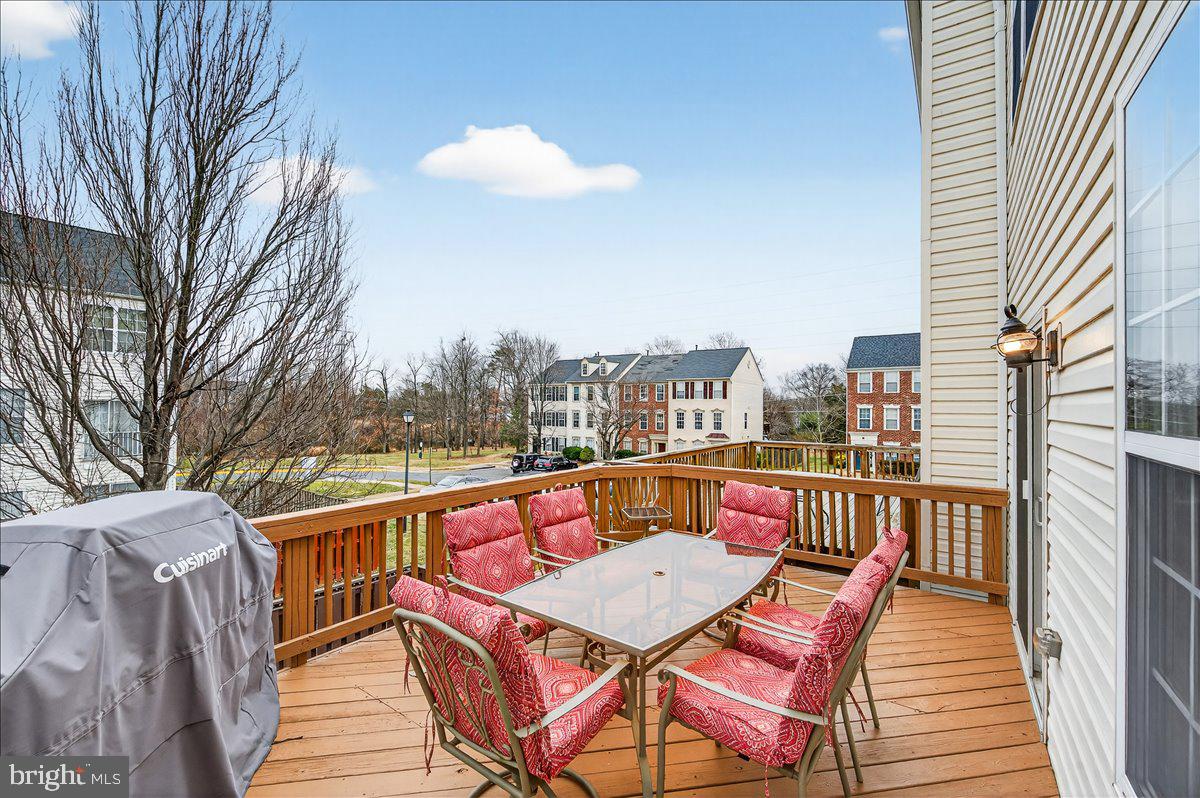 45488 PINE TRAIL TER, STERLING, Virginia 20164, 3 Bedrooms Bedrooms, ,2 BathroomsBathrooms,Residential,For sale,45488 PINE TRAIL TER,VALO2113200 MLS # VALO2113200 45488 PINE TRAIL TER, STERLING, Virginia 20164, 3 Bedrooms Bedrooms, ,2 BathroomsBathrooms,Residential,For sale,45488 PINE TRAIL TER,VALO2113200 MLS # VALO2113200