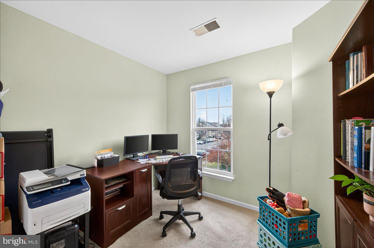 45488 PINE TRAIL TER, STERLING, Virginia 20164, 3 Bedrooms Bedrooms, ,2 BathroomsBathrooms,Residential,For sale,45488 PINE TRAIL TER,VALO2113200 MLS # VALO2113200 45488 PINE TRAIL TER, STERLING, Virginia 20164, 3 Bedrooms Bedrooms, ,2 BathroomsBathrooms,Residential,For sale,45488 PINE TRAIL TER,VALO2113200 MLS # VALO2113200