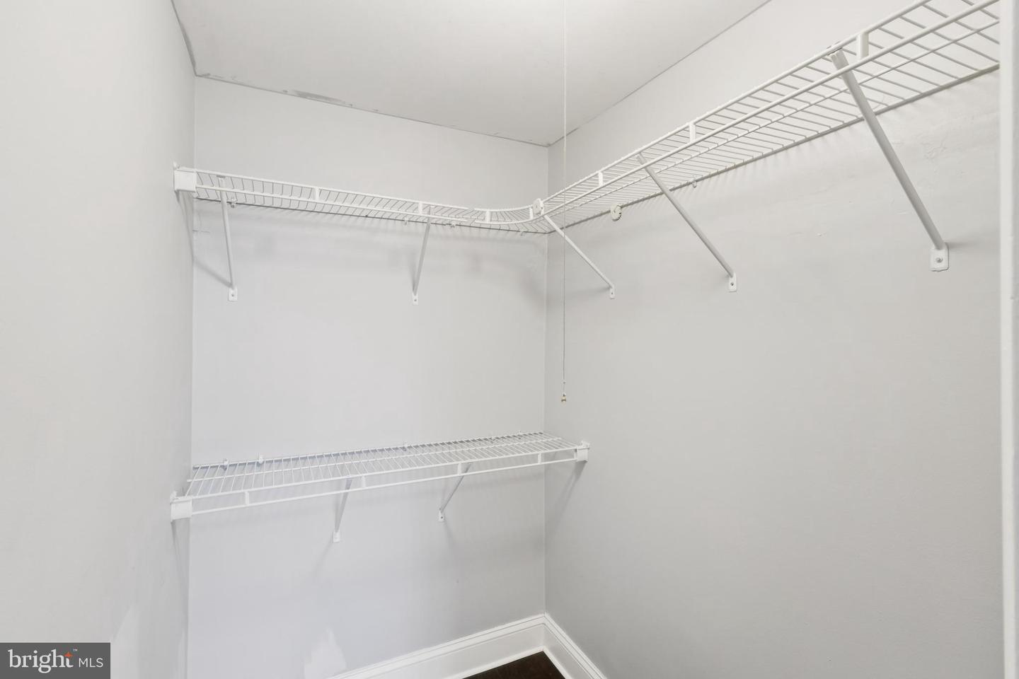 8 S VAN DORN ST #201, ALEXANDRIA, Virginia 22304, 2 Bedrooms Bedrooms, 4 Rooms Rooms,1 BathroomBathrooms,Residential,For sale,8 S VAN DORN ST #201,VAAX2052820 MLS # VAAX2052820