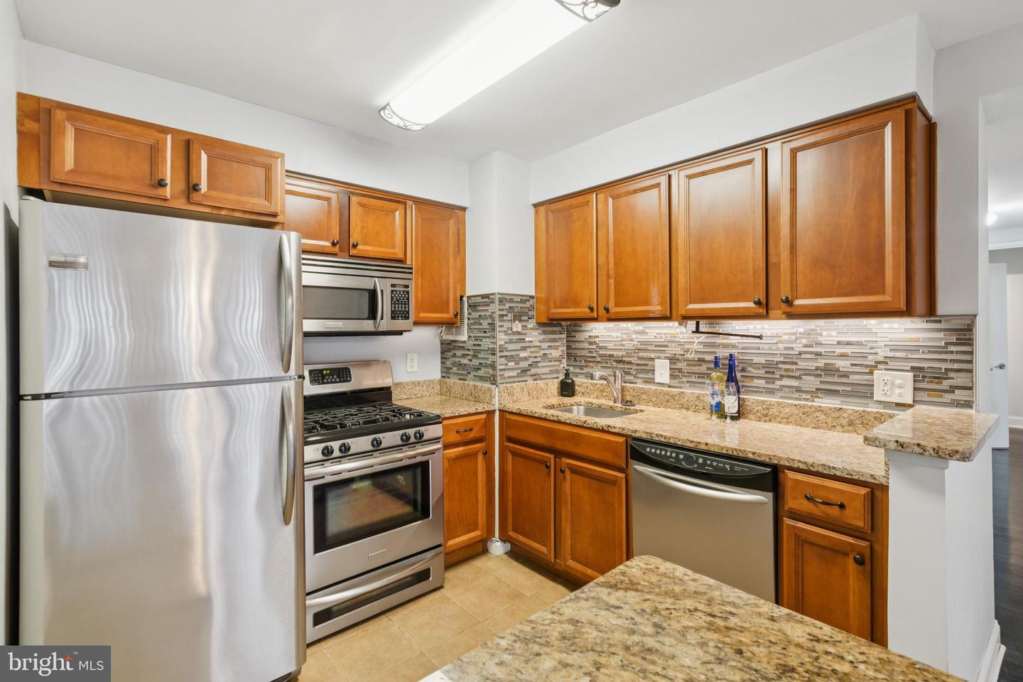 8 S VAN DORN ST #201, ALEXANDRIA, Virginia 22304, 2 Bedrooms Bedrooms, 4 Rooms Rooms,1 BathroomBathrooms,Residential,For sale,8 S VAN DORN ST #201,VAAX2052820 MLS # VAAX2052820