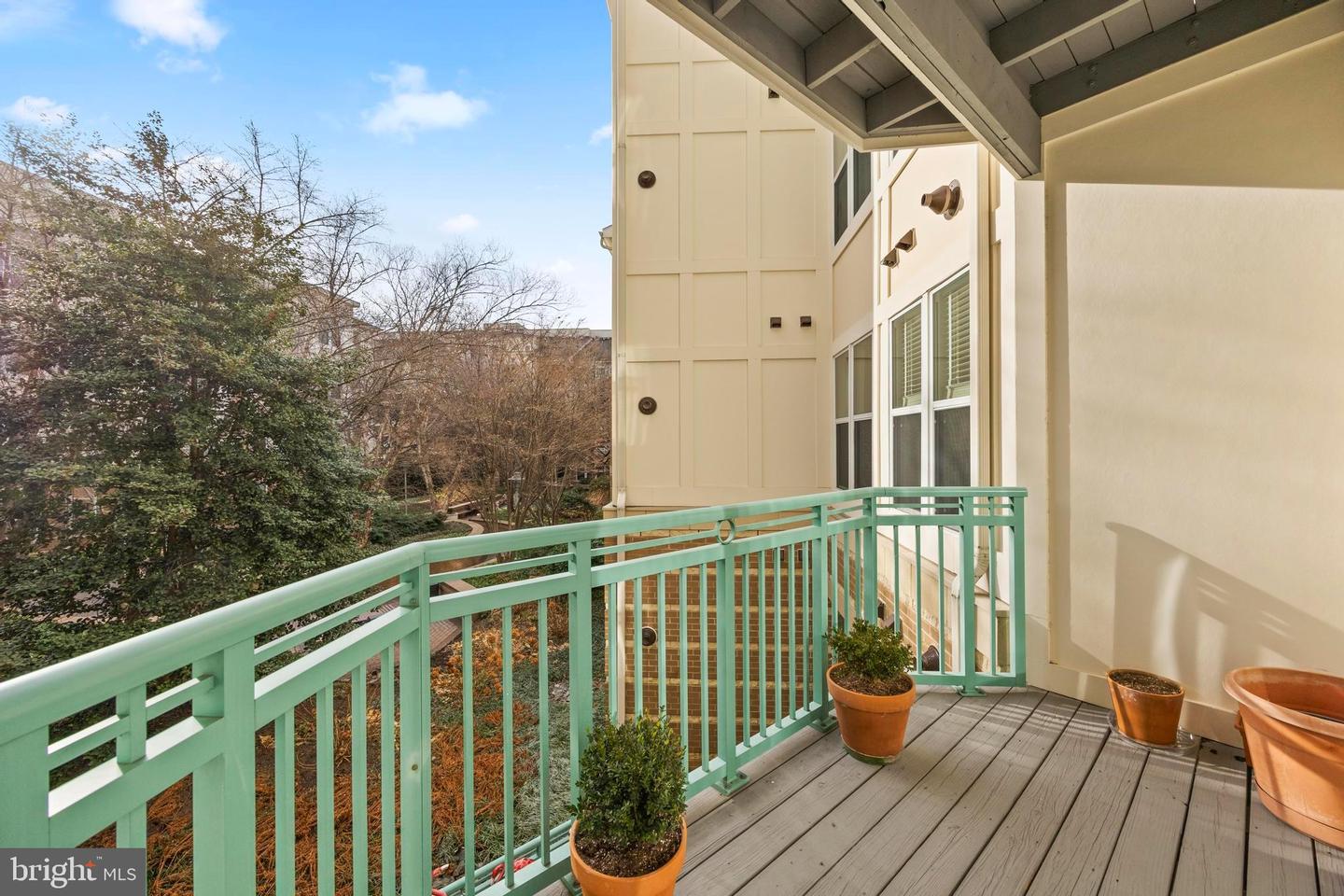 12000 MARKET ST #257, RESTON, Virginia 20190, 2 Bedrooms Bedrooms, ,2 BathroomsBathrooms,Residential,For sale,12000 MARKET ST #257,VAFX2284542 MLS # VAFX2284542