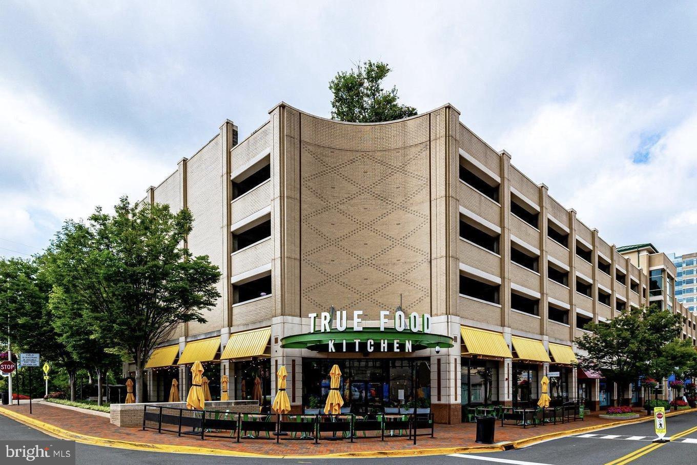 12000 MARKET ST #257, RESTON, Virginia 20190, 2 Bedrooms Bedrooms, ,2 BathroomsBathrooms,Residential,For sale,12000 MARKET ST #257,VAFX2284542 MLS # VAFX2284542