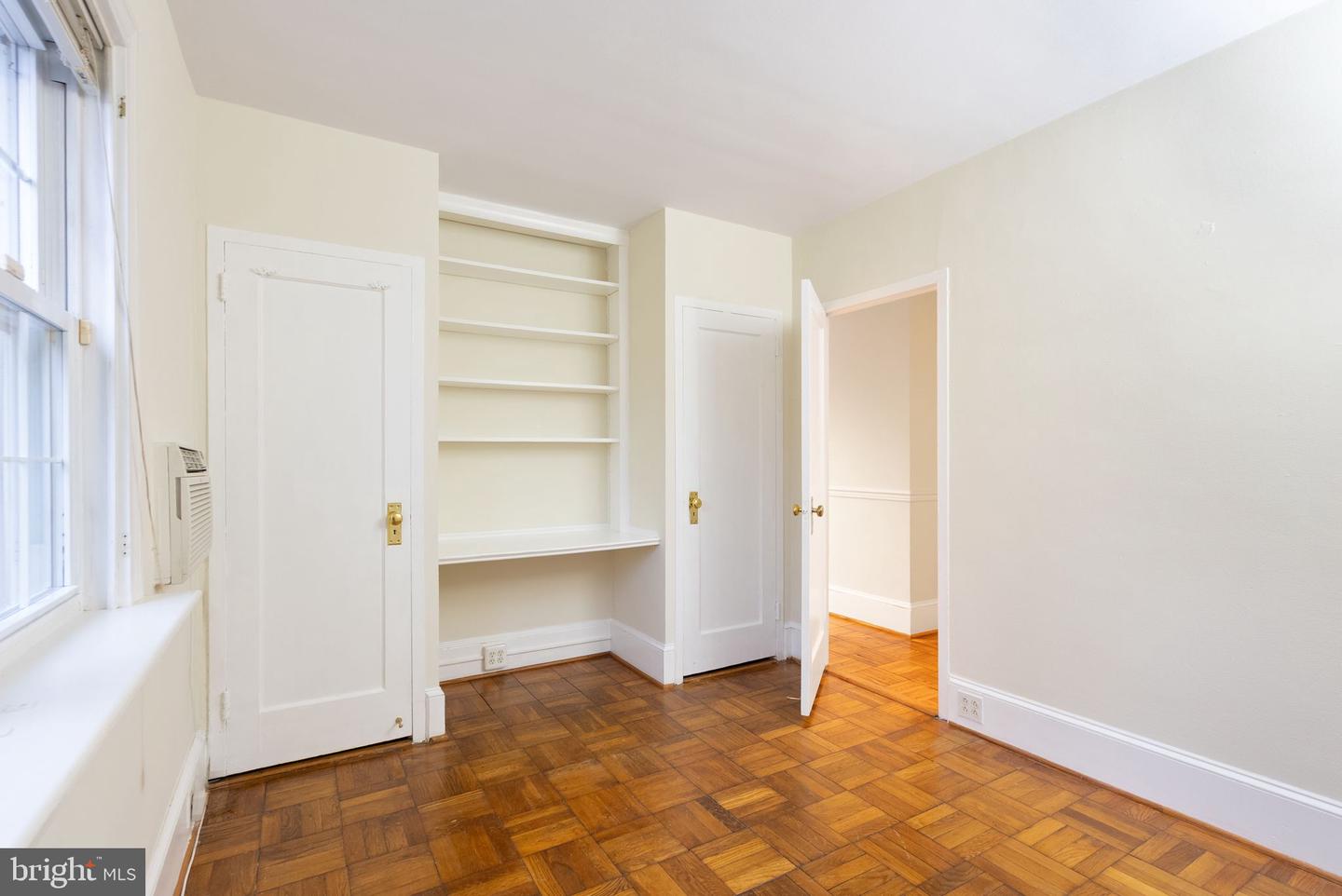 3225 RAVENSWORTH PL, ALEXANDRIA, Virginia 22302, 2 Bedrooms Bedrooms, ,1 BathroomBathrooms,Residential,For sale,3225 RAVENSWORTH PL,VAAX2052936 MLS # VAAX2052936