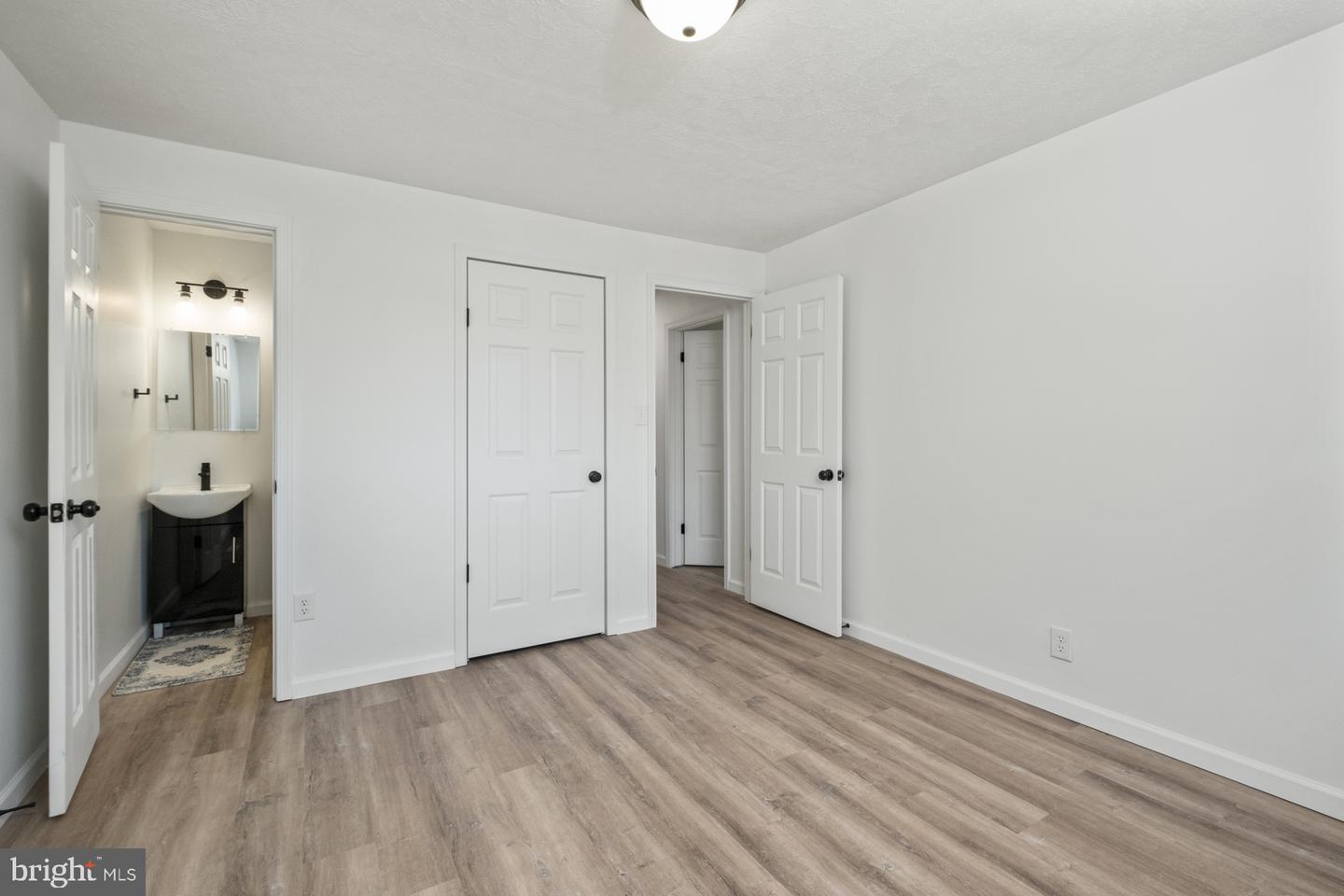 560 MASSANUTTEN VIEW DR, PENN LAIRD, Virginia 22846, 4 Bedrooms Bedrooms, ,2 BathroomsBathrooms,Residential,For sale,560 MASSANUTTEN VIEW DR,VARO2002548 MLS # VARO2002548