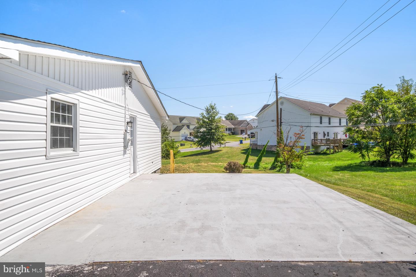 560 MASSANUTTEN VIEW DR, PENN LAIRD, Virginia 22846, 4 Bedrooms Bedrooms, ,2 BathroomsBathrooms,Residential,For sale,560 MASSANUTTEN VIEW DR,VARO2002548 MLS # VARO2002548