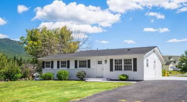 560 MASSANUTTEN VIEW DR, PENN LAIRD, Virginia 22846, 4 Bedrooms Bedrooms, ,2 BathroomsBathrooms,Residential,For sale,560 MASSANUTTEN VIEW DR,VARO2002548 MLS # VARO2002548