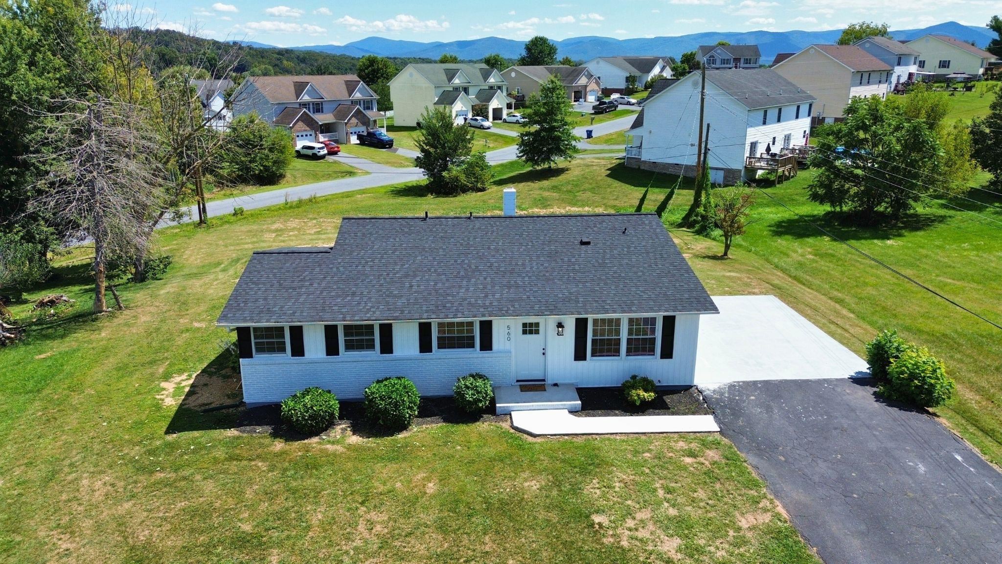 560 MASSANUTTEN VIEW DR, PENN LAIRD, Virginia 22846, 4 Bedrooms Bedrooms, ,2 BathroomsBathrooms,Residential,560 MASSANUTTEN VIEW DR,668484 MLS # 668484