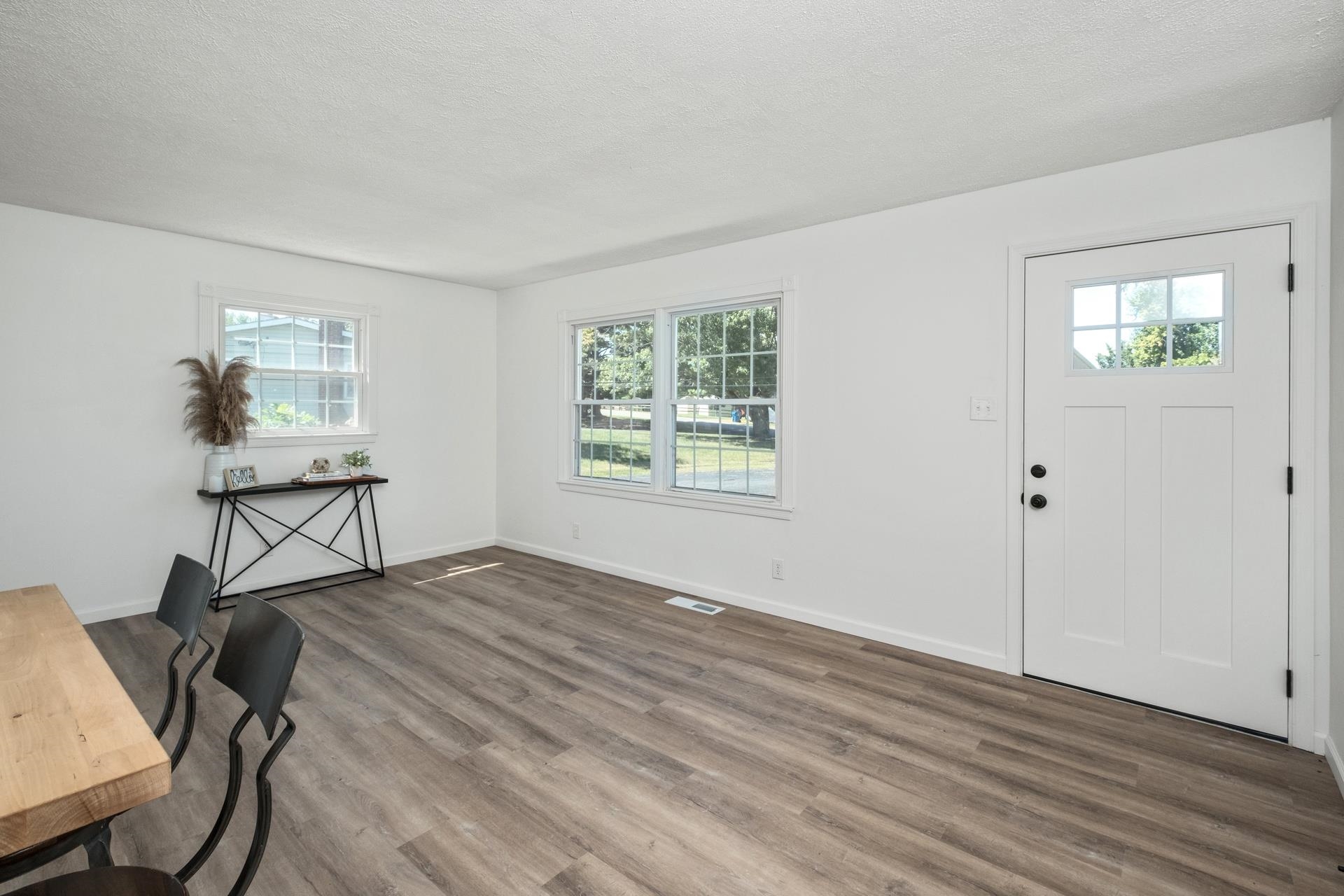 560 MASSANUTTEN VIEW DR, PENN LAIRD, Virginia 22846, 4 Bedrooms Bedrooms, ,2 BathroomsBathrooms,Residential,560 MASSANUTTEN VIEW DR,668484 MLS # 668484