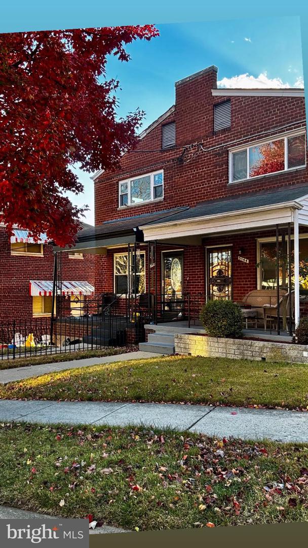 5142 8TH ST NE, WASHINGTON, District Of Columbia 20011, 3 Bedrooms Bedrooms, 6 Rooms Rooms,1 BathroomBathrooms,Residential,For sale,5142 8TH ST NE,DCDC2230852 MLS # DCDC2230852