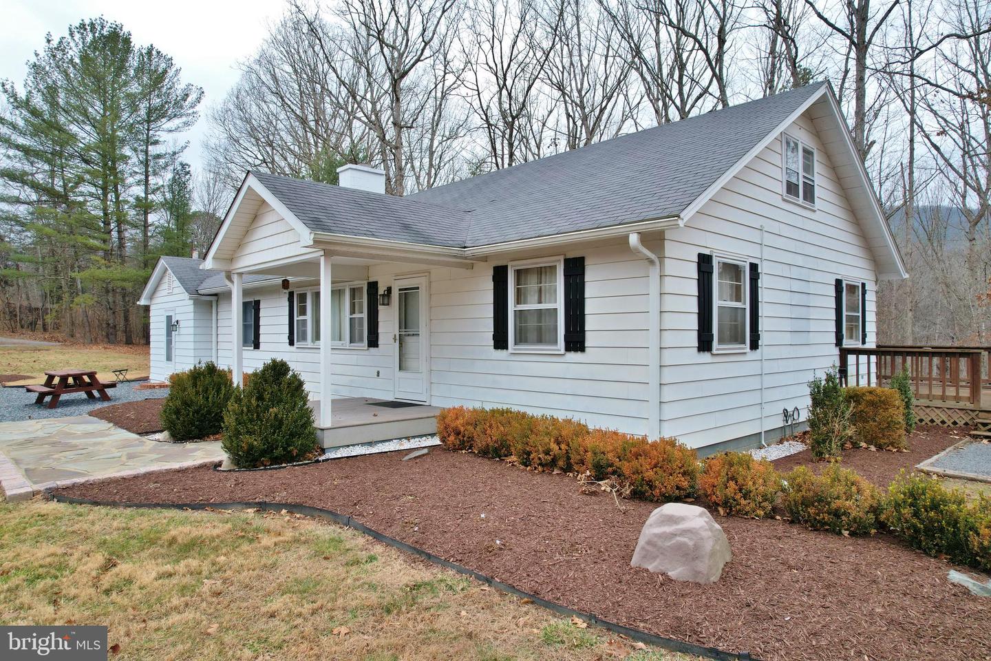 67 PLUM TREE LN, FORT VALLEY, Virginia 22652, 3 Bedrooms Bedrooms, 9 Rooms Rooms,2 BathroomsBathrooms,Residential,For sale,67 PLUM TREE LN,VASH2013282 MLS # VASH2013282