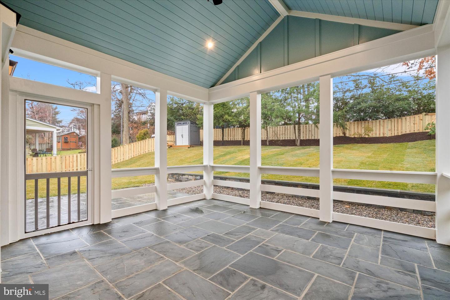 624 PULMAN PL, ALEXANDRIA, Virginia 22305, 4 Bedrooms Bedrooms, ,3 BathroomsBathrooms,Residential,For sale,624 PULMAN PL,VAAX2053042 MLS # VAAX2053042