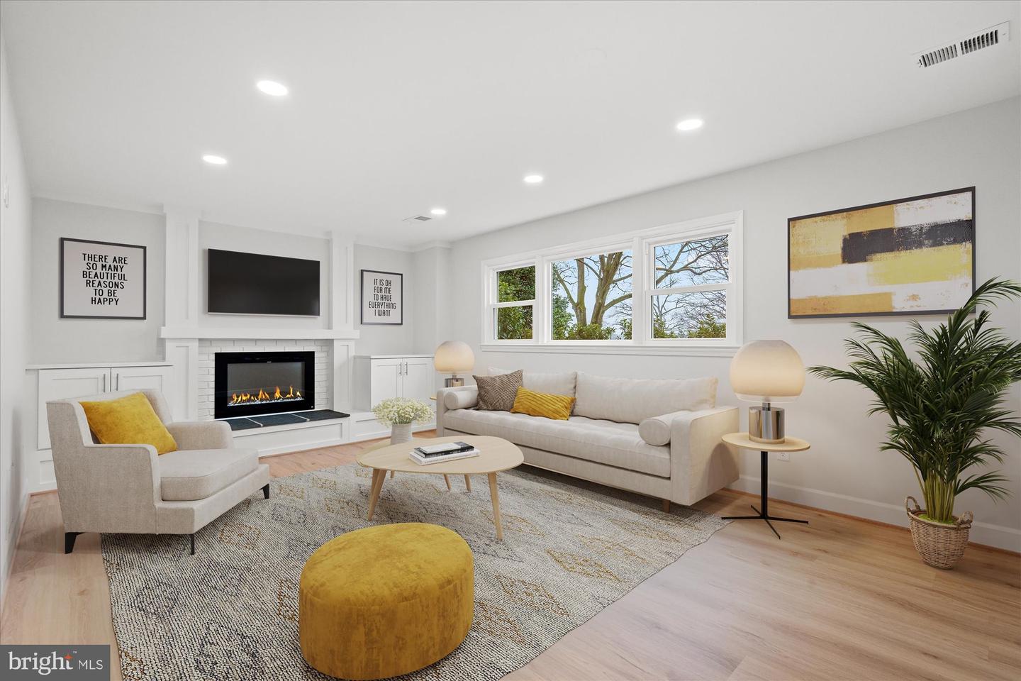 624 PULMAN PL, ALEXANDRIA, Virginia 22305, 4 Bedrooms Bedrooms, ,3 BathroomsBathrooms,Residential,For sale,624 PULMAN PL,VAAX2053042 MLS # VAAX2053042