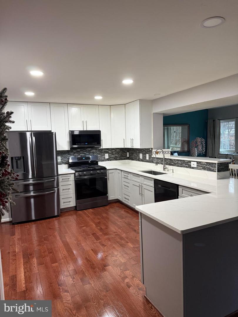 24 AURELIE DR, FREDERICKSBURG, Virginia 22406, 5 Bedrooms Bedrooms, 12 Rooms Rooms,3 BathroomsBathrooms,Residential,For sale,24 AURELIE DR,VAST2045160 MLS # VAST2045160