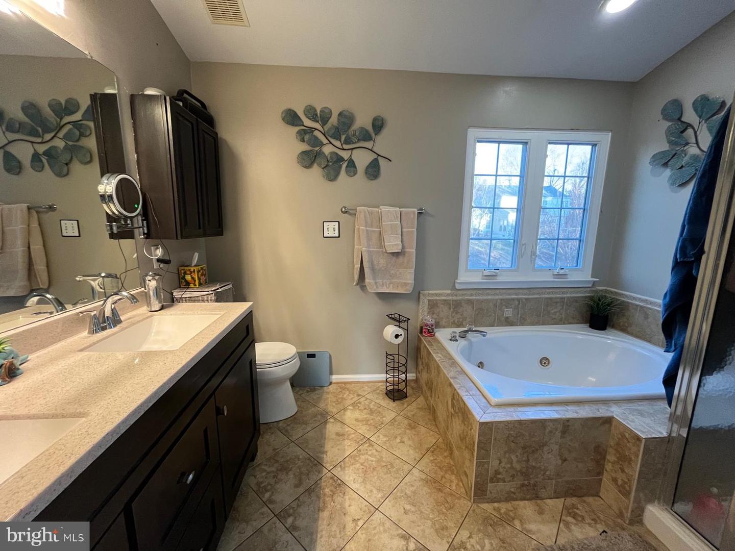 24 AURELIE DR, FREDERICKSBURG, Virginia 22406, 5 Bedrooms Bedrooms, 12 Rooms Rooms,3 BathroomsBathrooms,Residential,For sale,24 AURELIE DR,VAST2045160 MLS # VAST2045160