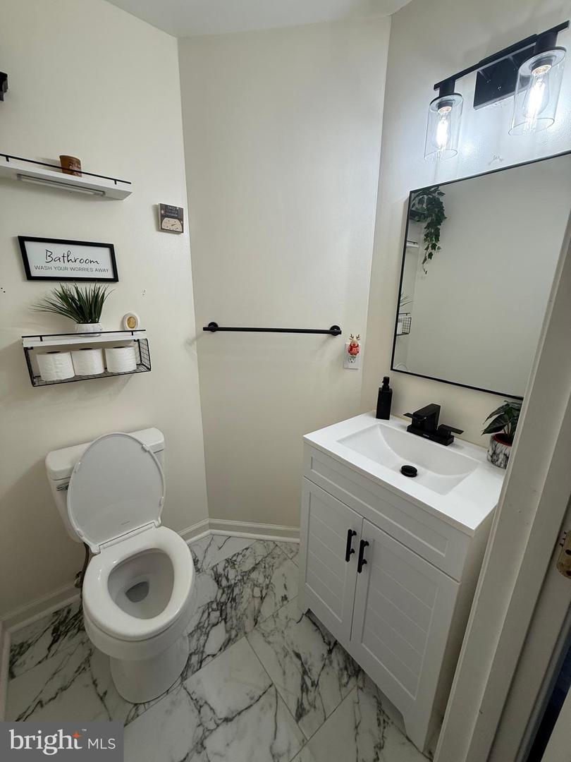 24 AURELIE DR, FREDERICKSBURG, Virginia 22406, 5 Bedrooms Bedrooms, 12 Rooms Rooms,3 BathroomsBathrooms,Residential,For sale,24 AURELIE DR,VAST2045160 MLS # VAST2045160