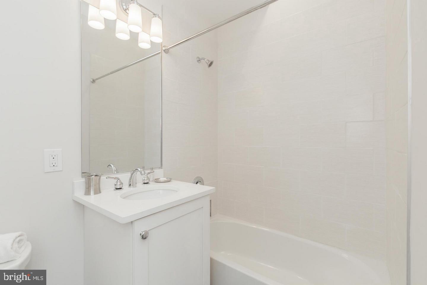 1352 QUINCY ST NW #1, WASHINGTON, District Of Columbia 20011, 2 Bedrooms Bedrooms, ,2 BathroomsBathrooms,Residential,For sale,1352 QUINCY ST NW #1,DCDC2240898 MLS # DCDC2240898