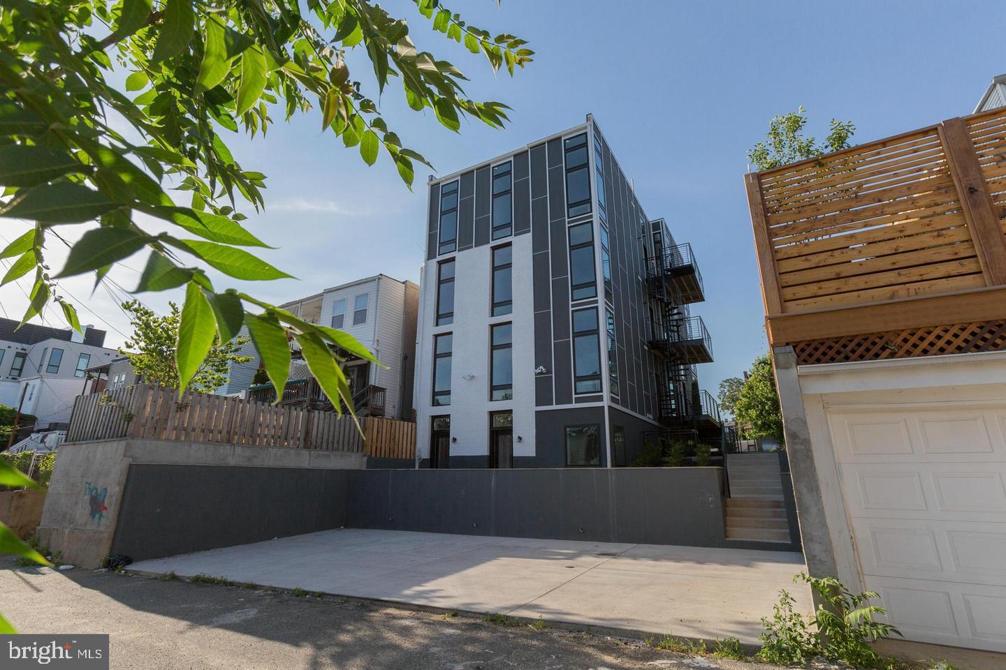 1352 QUINCY ST NW #1, WASHINGTON, District Of Columbia 20011, 2 Bedrooms Bedrooms, ,2 BathroomsBathrooms,Residential,For sale,1352 QUINCY ST NW #1,DCDC2240898 MLS # DCDC2240898