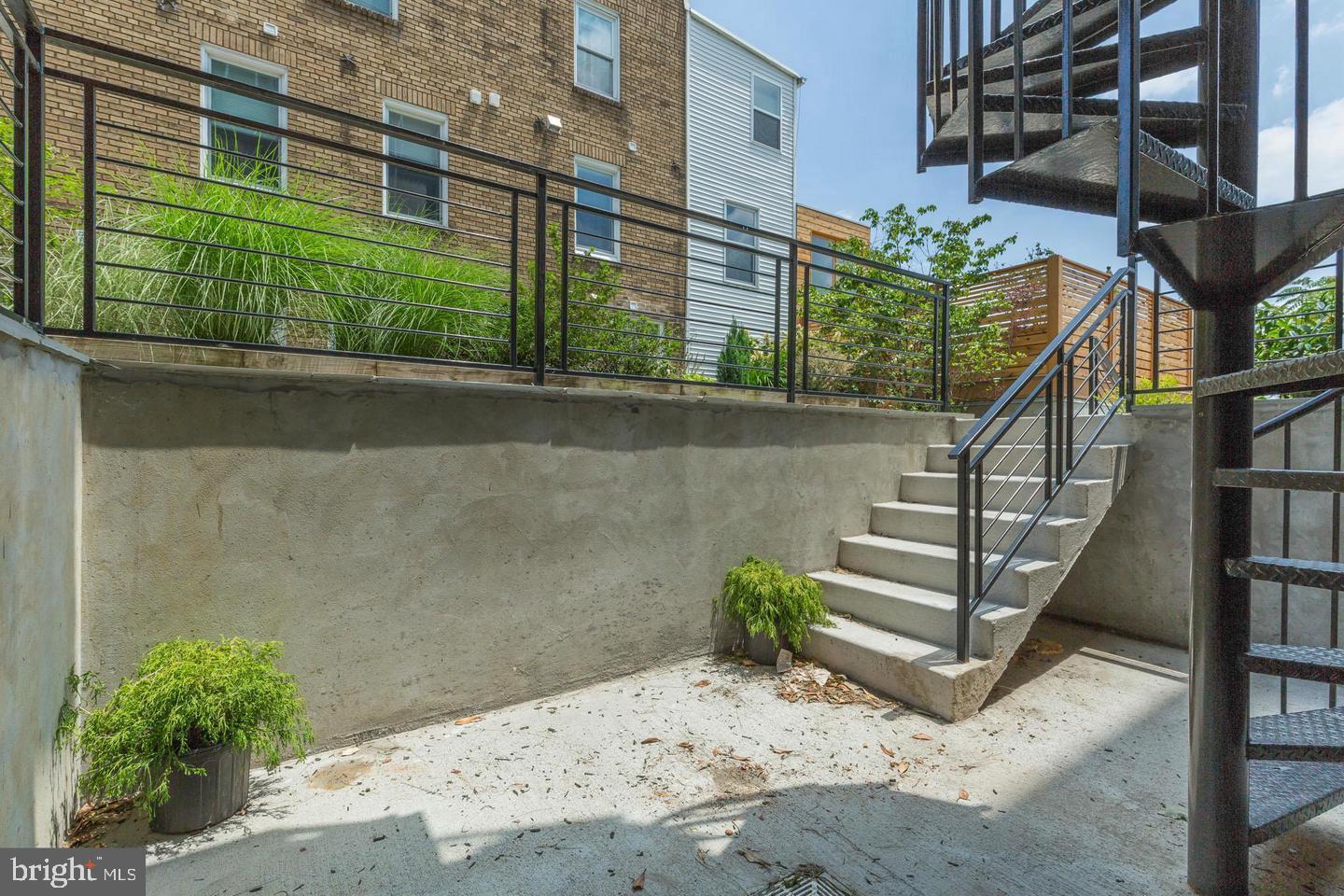 1352 QUINCY ST NW #1, WASHINGTON, District Of Columbia 20011, 2 Bedrooms Bedrooms, ,2 BathroomsBathrooms,Residential,For sale,1352 QUINCY ST NW #1,DCDC2240898 MLS # DCDC2240898