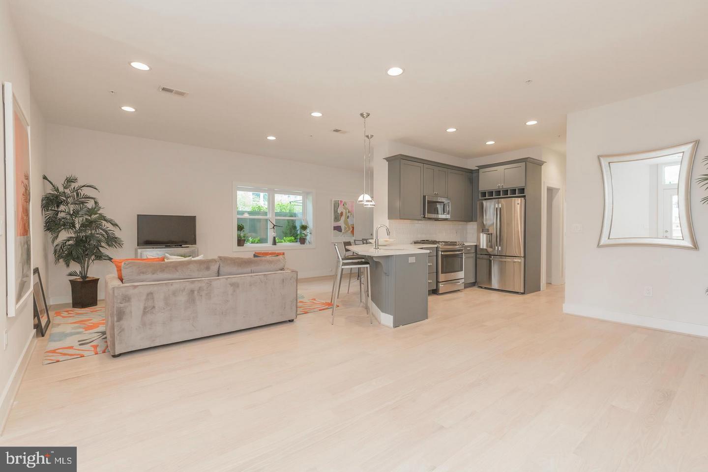 1352 QUINCY ST NW #1, WASHINGTON, District Of Columbia 20011, 2 Bedrooms Bedrooms, ,2 BathroomsBathrooms,Residential,For sale,1352 QUINCY ST NW #1,DCDC2240898 MLS # DCDC2240898