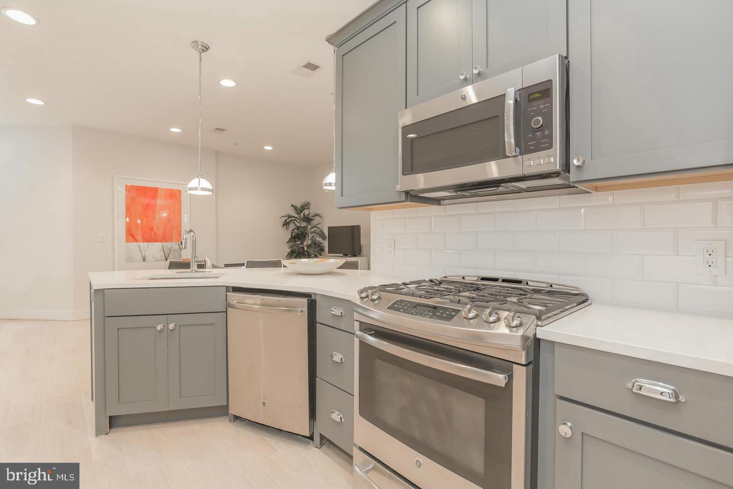 1352 QUINCY ST NW #1, WASHINGTON, District Of Columbia 20011, 2 Bedrooms Bedrooms, ,2 BathroomsBathrooms,Residential,For sale,1352 QUINCY ST NW #1,DCDC2240898 MLS # DCDC2240898