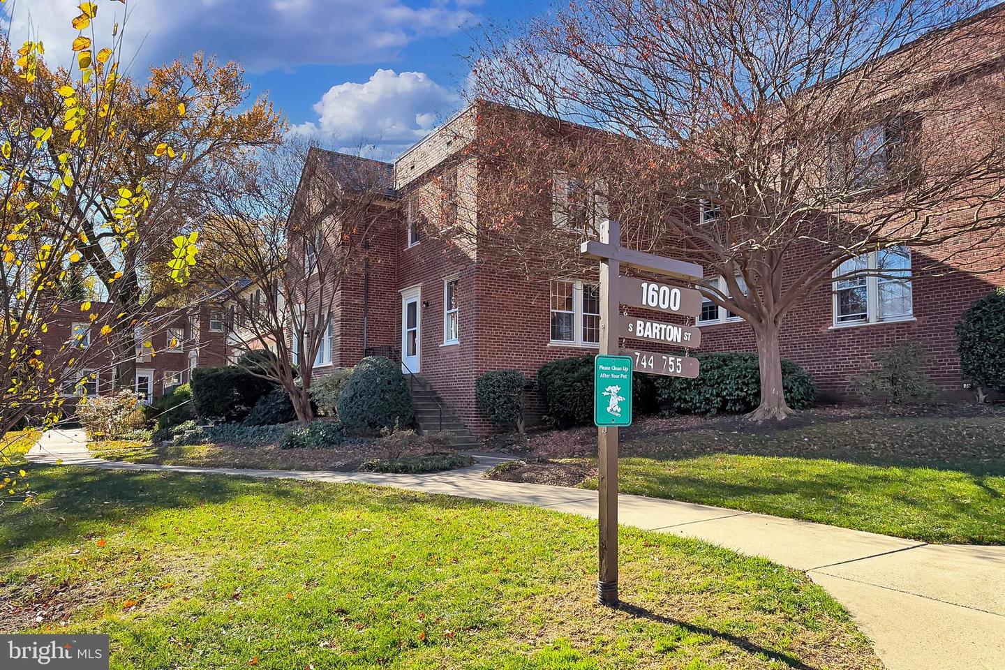 1600 S BARTON ST #747, ARLINGTON, Virginia 22204, 1 Bedroom Bedrooms, 4 Rooms Rooms,1 BathroomBathrooms,Residential,For sale,1600 S BARTON ST #747,VAAR2067640 MLS # VAAR2067640