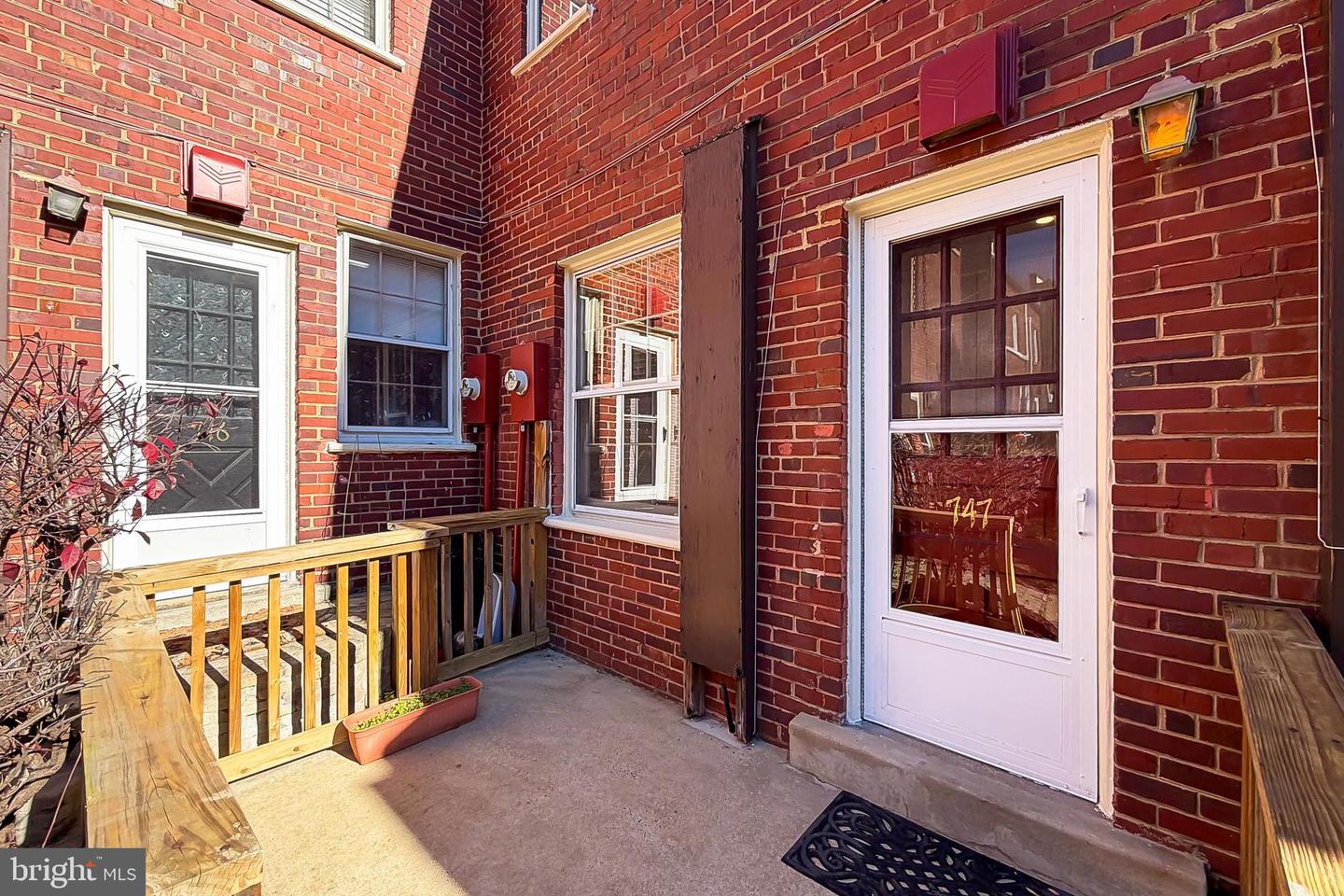 1600 S BARTON ST #747, ARLINGTON, Virginia 22204, 1 Bedroom Bedrooms, 4 Rooms Rooms,1 BathroomBathrooms,Residential,For sale,1600 S BARTON ST #747,VAAR2067640 MLS # VAAR2067640