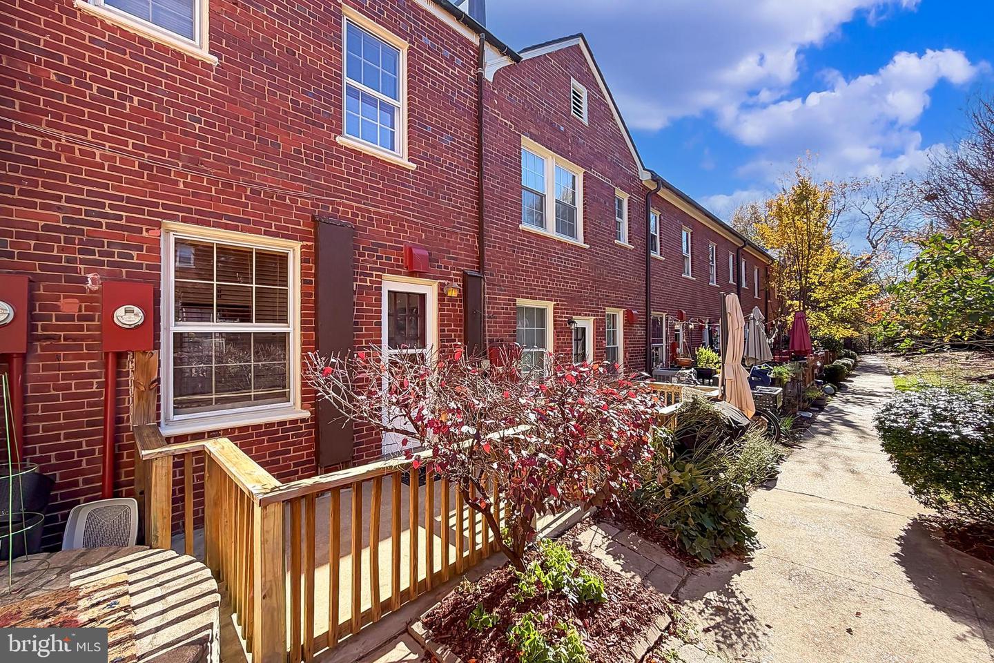 1600 S BARTON ST #747, ARLINGTON, Virginia 22204, 1 Bedroom Bedrooms, 4 Rooms Rooms,1 BathroomBathrooms,Residential,For sale,1600 S BARTON ST #747,VAAR2067640 MLS # VAAR2067640