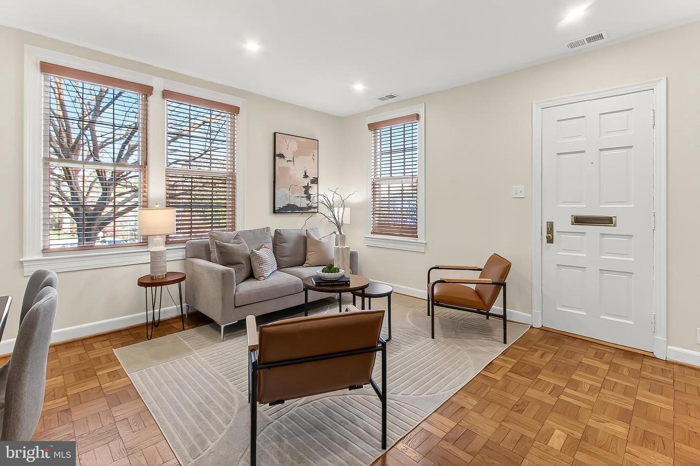 1600 S BARTON ST #747, ARLINGTON, Virginia 22204, 1 Bedroom Bedrooms, 4 Rooms Rooms,1 BathroomBathrooms,Residential,For sale,1600 S BARTON ST #747,VAAR2067640 MLS # VAAR2067640