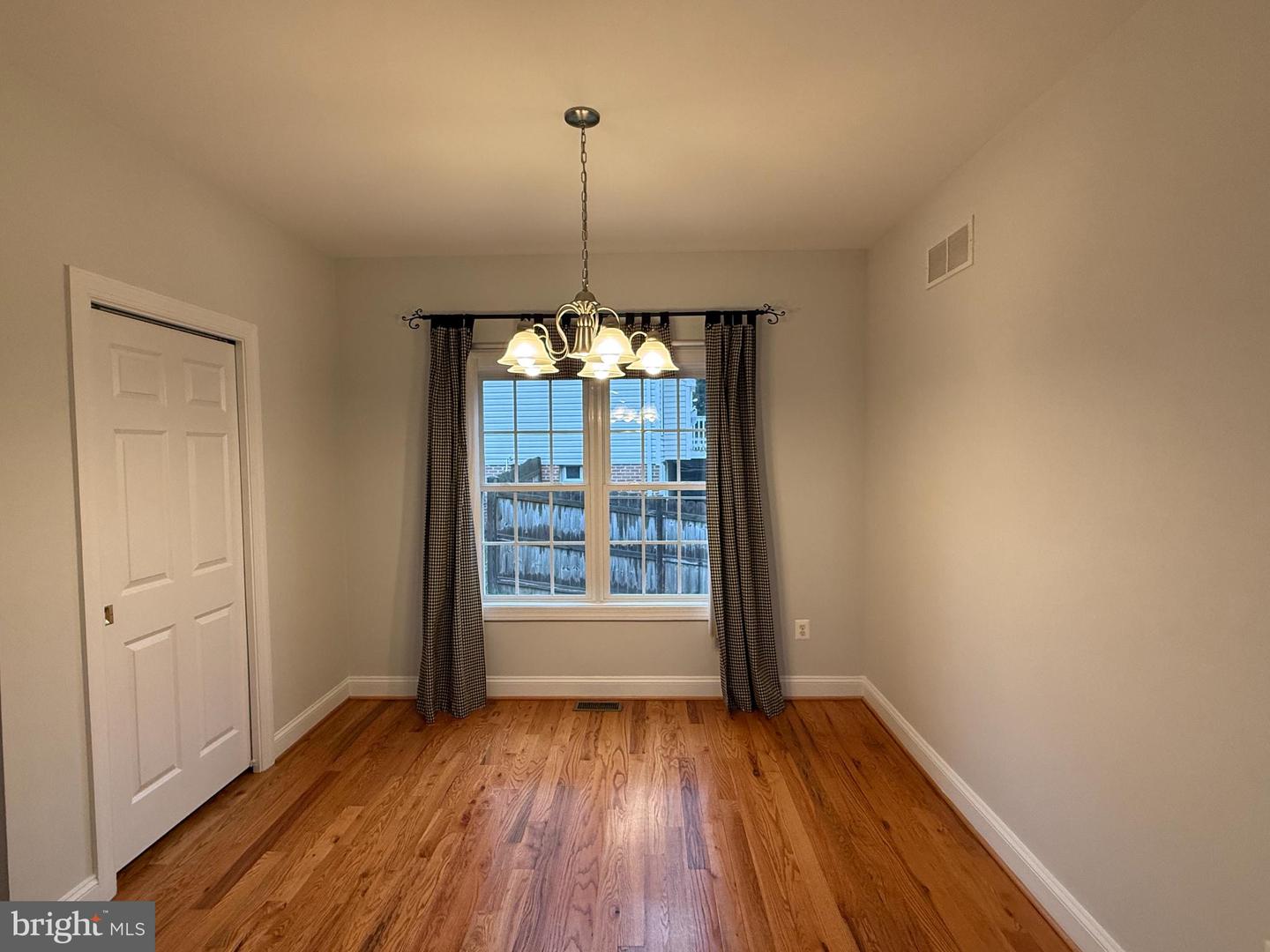 450 CANYON RD, WINCHESTER, Virginia 22602, 3 Bedrooms Bedrooms, 6 Rooms Rooms,2 BathroomsBathrooms,Residential,For sale,450 CANYON RD,VAFV2038844 MLS # VAFV2038844