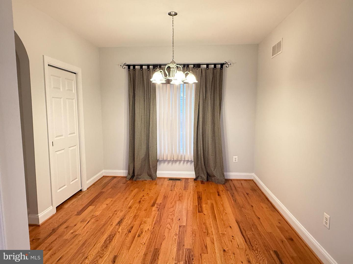 450 CANYON RD, WINCHESTER, Virginia 22602, 3 Bedrooms Bedrooms, 6 Rooms Rooms,2 BathroomsBathrooms,Residential,For sale,450 CANYON RD,VAFV2038844 MLS # VAFV2038844