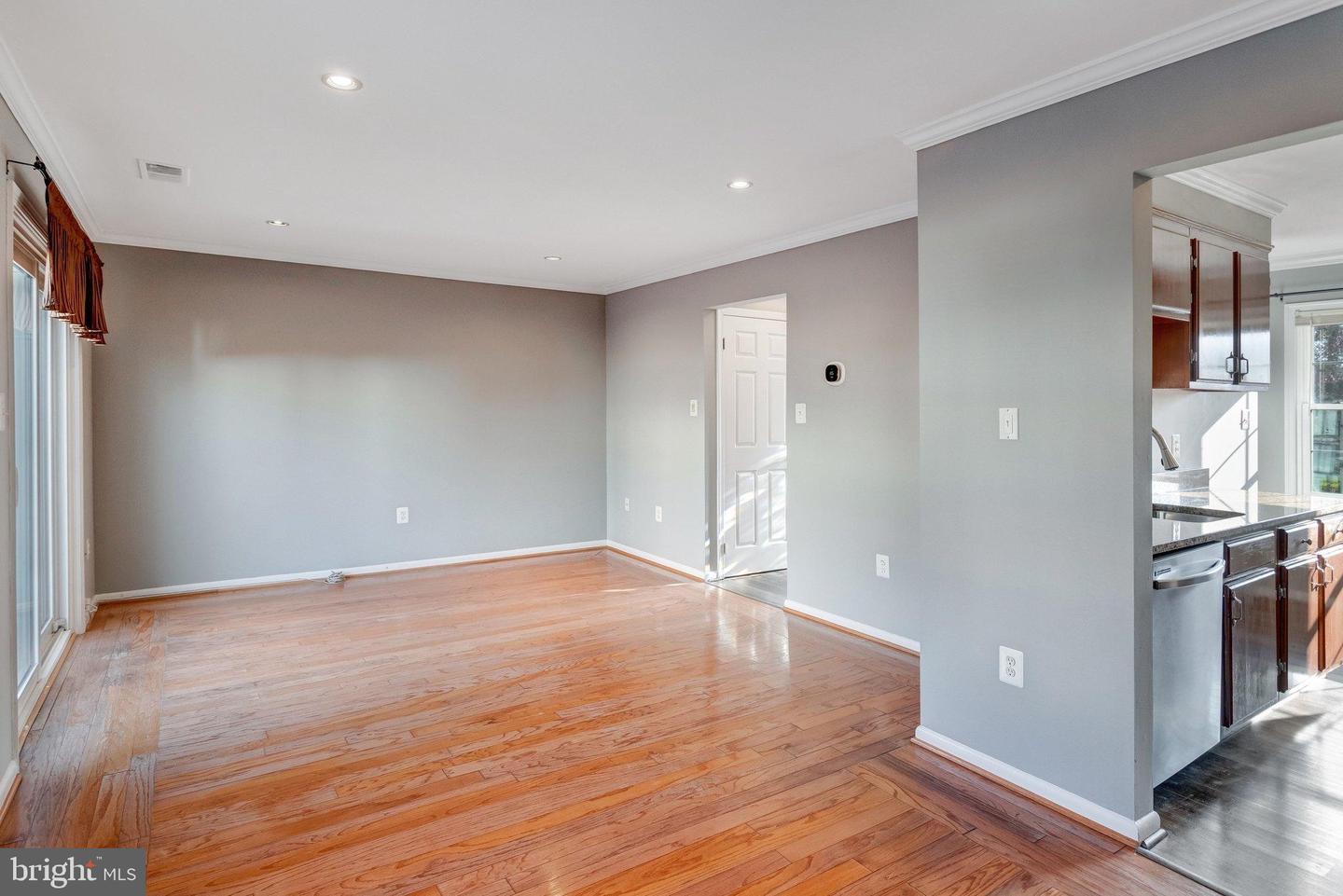 12320 WOODLAWN CT, WOODBRIDGE, Virginia 22192, 3 Bedrooms Bedrooms, 5 Rooms Rooms,1 BathroomBathrooms,Residential,For sale,12320 WOODLAWN CT,VAPW2109936 MLS # VAPW2109936