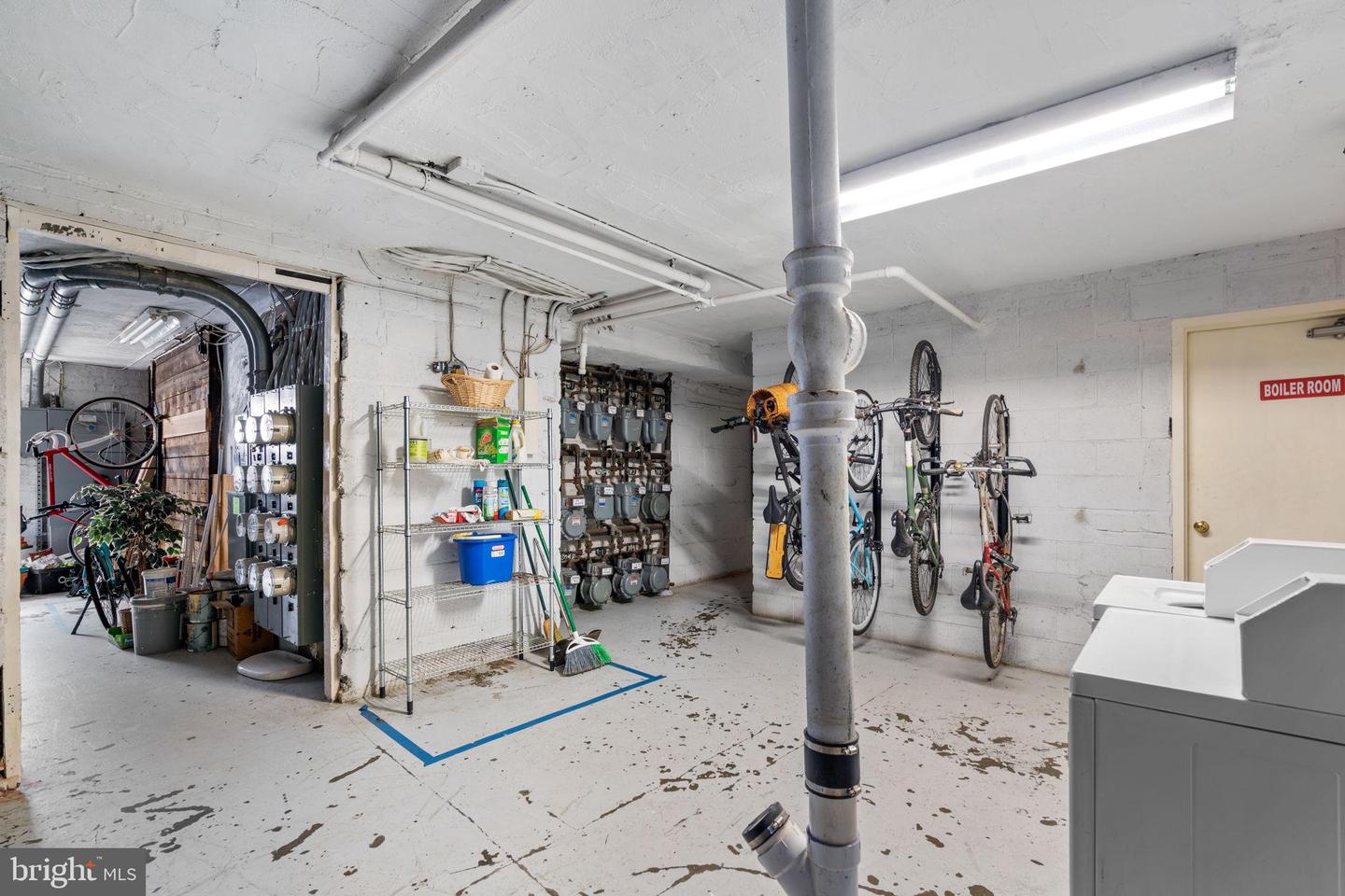 4581 MACARTHUR BLVD NW #103, WASHINGTON, District Of Columbia 20007, 1 Bedroom Bedrooms, 2 Rooms Rooms,1 BathroomBathrooms,Residential,For sale,4581 MACARTHUR BLVD NW #103,DCDC2240936 MLS # DCDC2240936