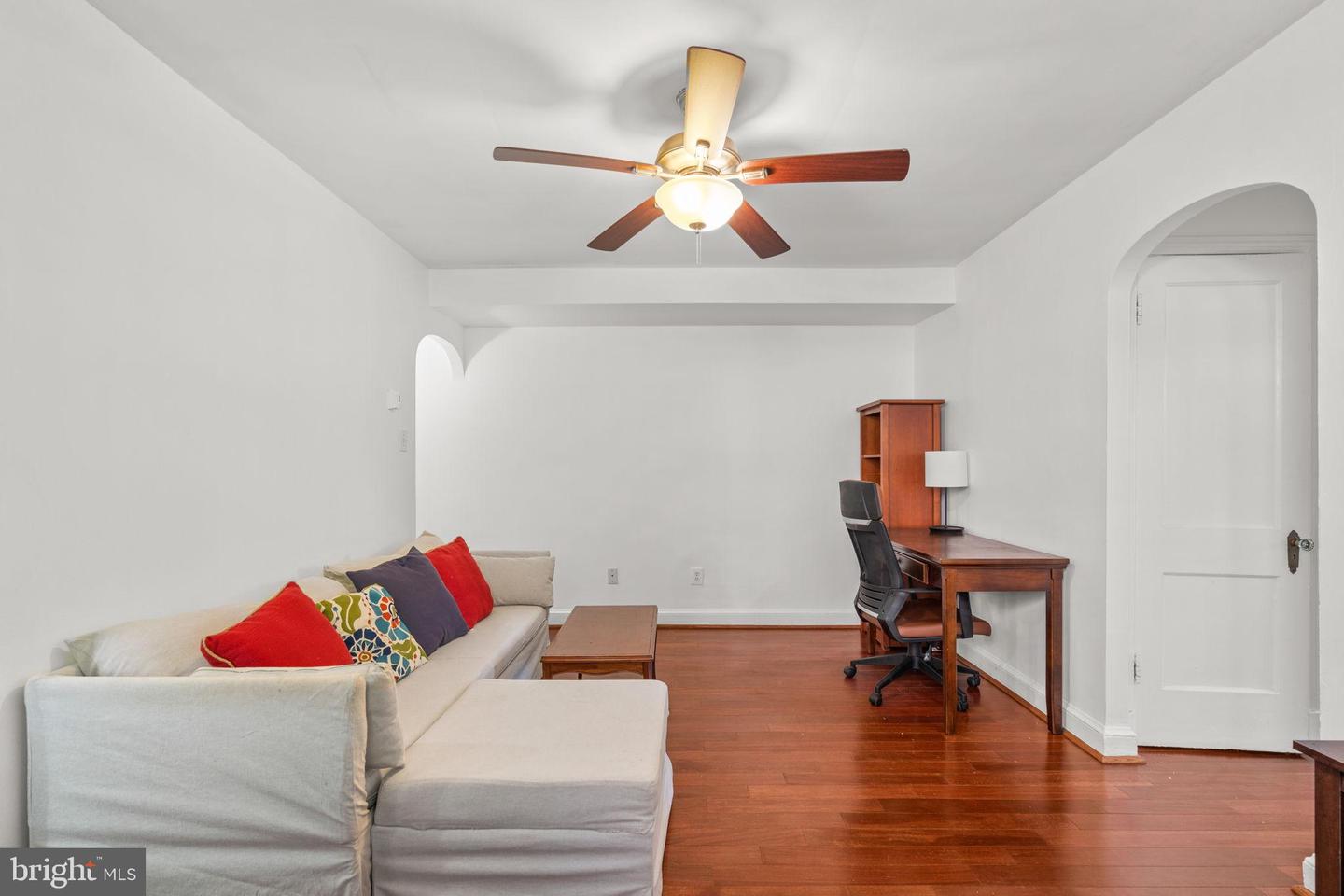 4581 MACARTHUR BLVD NW #103, WASHINGTON, District Of Columbia 20007, 1 Bedroom Bedrooms, 2 Rooms Rooms,1 BathroomBathrooms,Residential,For sale,4581 MACARTHUR BLVD NW #103,DCDC2240936 MLS # DCDC2240936