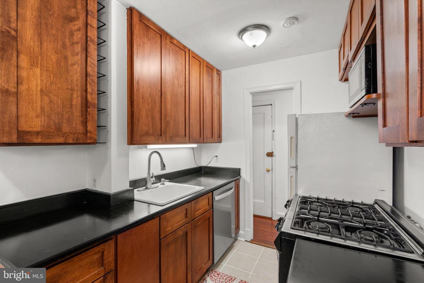 4581 MACARTHUR BLVD NW #103, WASHINGTON, District Of Columbia 20007, 1 Bedroom Bedrooms, 2 Rooms Rooms,1 BathroomBathrooms,Residential,For sale,4581 MACARTHUR BLVD NW #103,DCDC2240936 MLS # DCDC2240936