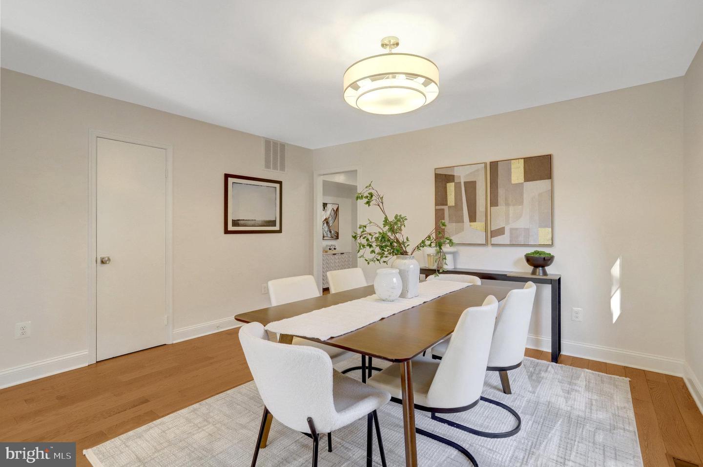 216 DUNCAN AVE, ALEXANDRIA, Virginia 22301, 3 Bedrooms Bedrooms, ,2 BathroomsBathrooms,Residential,For sale,216 DUNCAN AVE,VAAX2038774 MLS # VAAX2038774