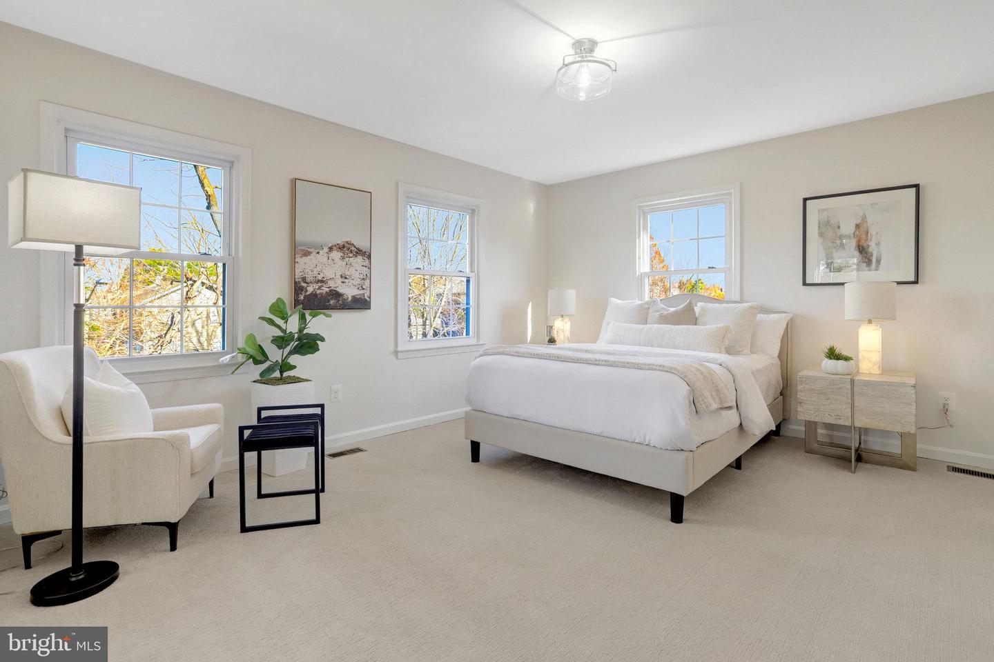 216 DUNCAN AVE, ALEXANDRIA, Virginia 22301, 3 Bedrooms Bedrooms, ,2 BathroomsBathrooms,Residential,For sale,216 DUNCAN AVE,VAAX2038774 MLS # VAAX2038774