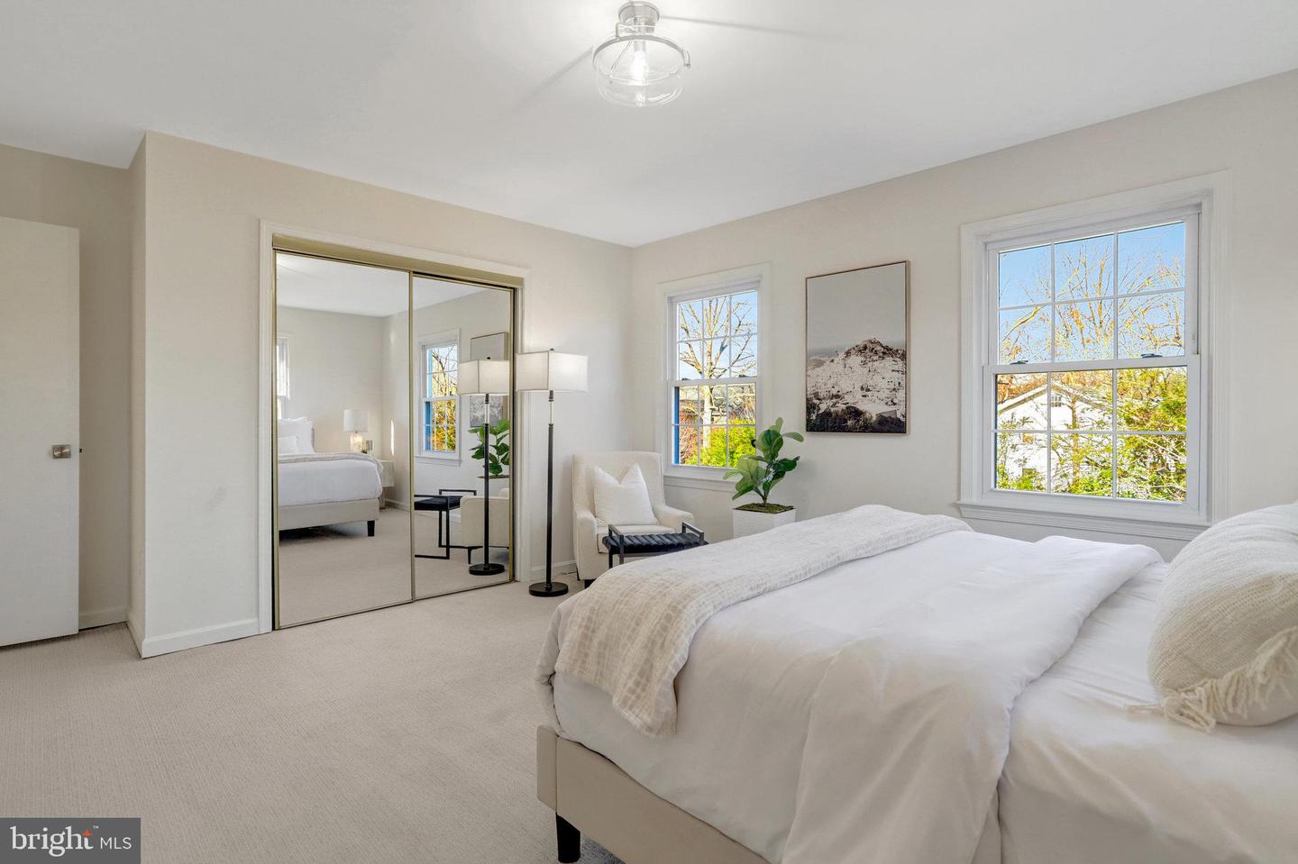 216 DUNCAN AVE, ALEXANDRIA, Virginia 22301, 3 Bedrooms Bedrooms, ,2 BathroomsBathrooms,Residential,For sale,216 DUNCAN AVE,VAAX2038774 MLS # VAAX2038774