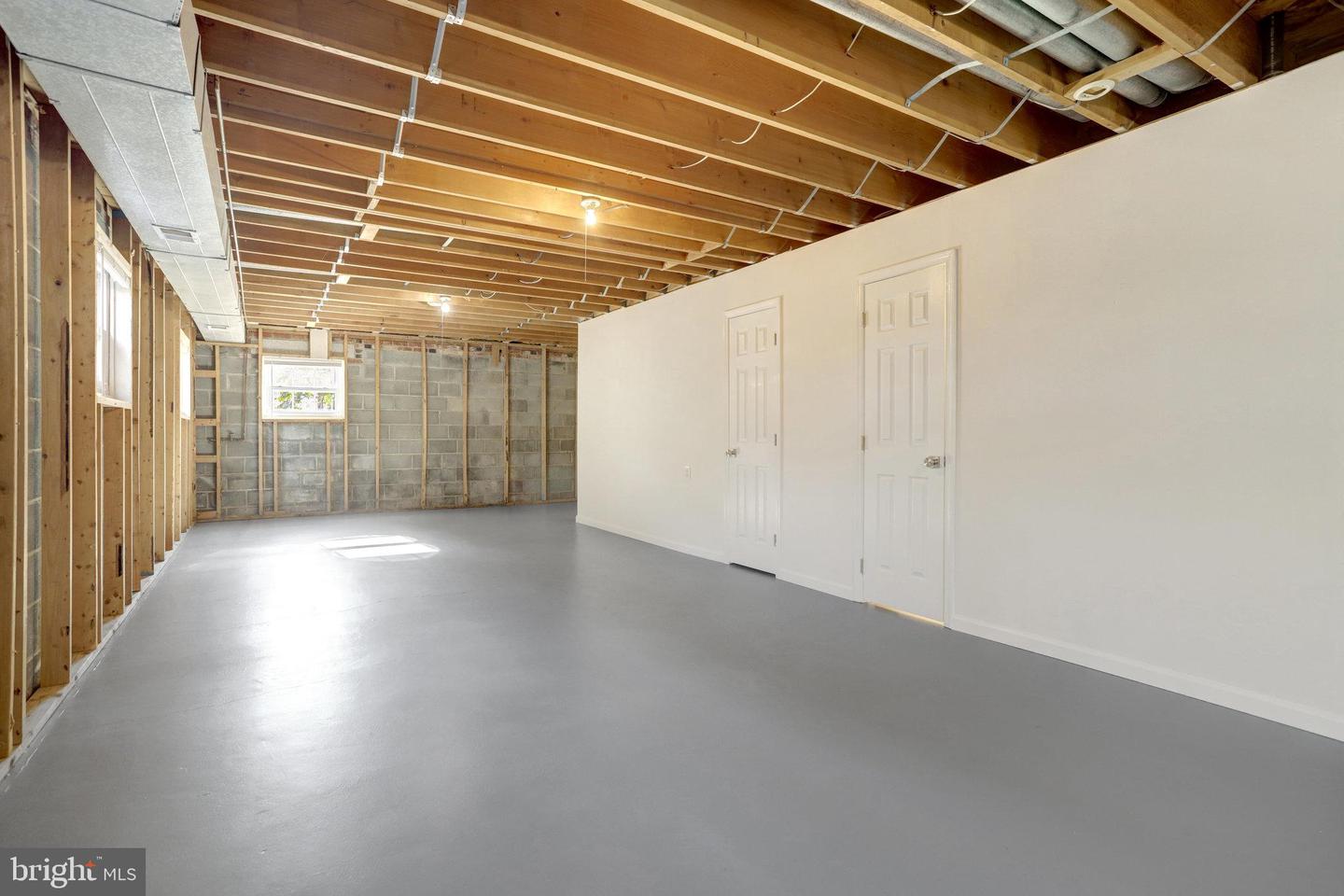 216 DUNCAN AVE, ALEXANDRIA, Virginia 22301, 3 Bedrooms Bedrooms, ,2 BathroomsBathrooms,Residential,For sale,216 DUNCAN AVE,VAAX2038774 MLS # VAAX2038774