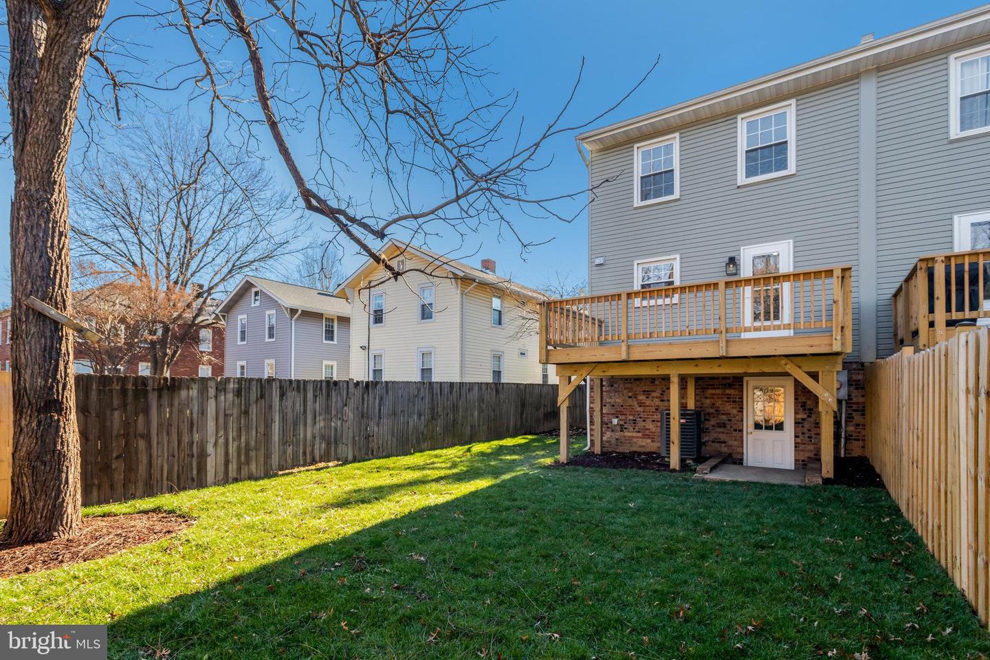 216 DUNCAN AVE, ALEXANDRIA, Virginia 22301, 3 Bedrooms Bedrooms, ,2 BathroomsBathrooms,Residential,For sale,216 DUNCAN AVE,VAAX2038774 MLS # VAAX2038774