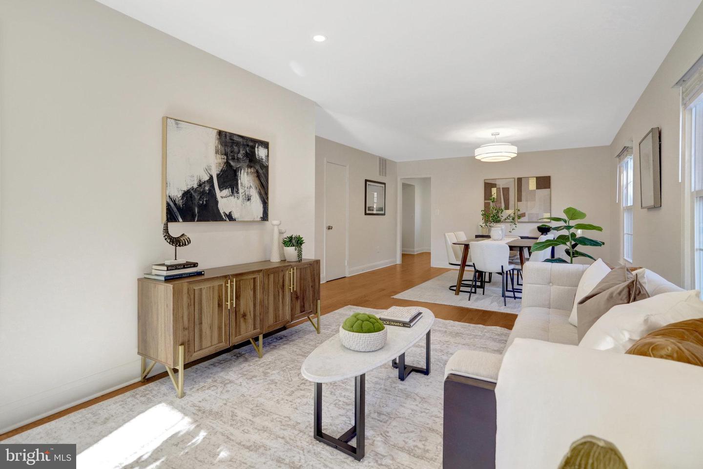 216 DUNCAN AVE, ALEXANDRIA, Virginia 22301, 3 Bedrooms Bedrooms, ,2 BathroomsBathrooms,Residential,For sale,216 DUNCAN AVE,VAAX2038774 MLS # VAAX2038774