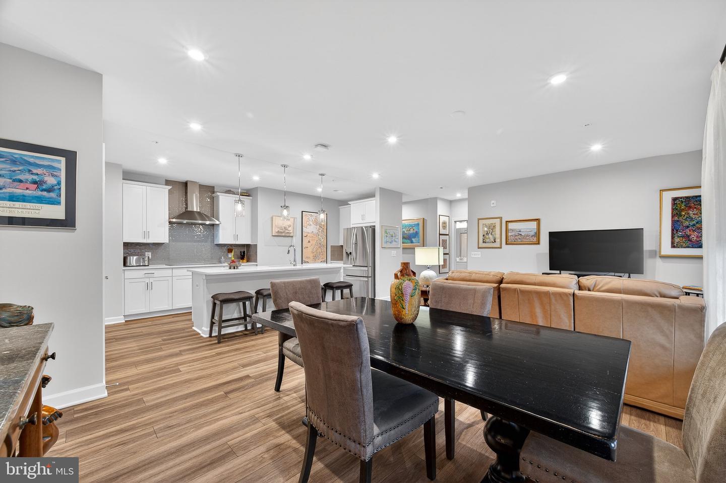 21630 HAWKSBILL HIGH CIR #204, STERLING, Virginia 20164, 2 Bedrooms Bedrooms, ,2 BathroomsBathrooms,Residential,For sale,21630 HAWKSBILL HIGH CIR #204,VALO2101016 MLS # VALO2101016