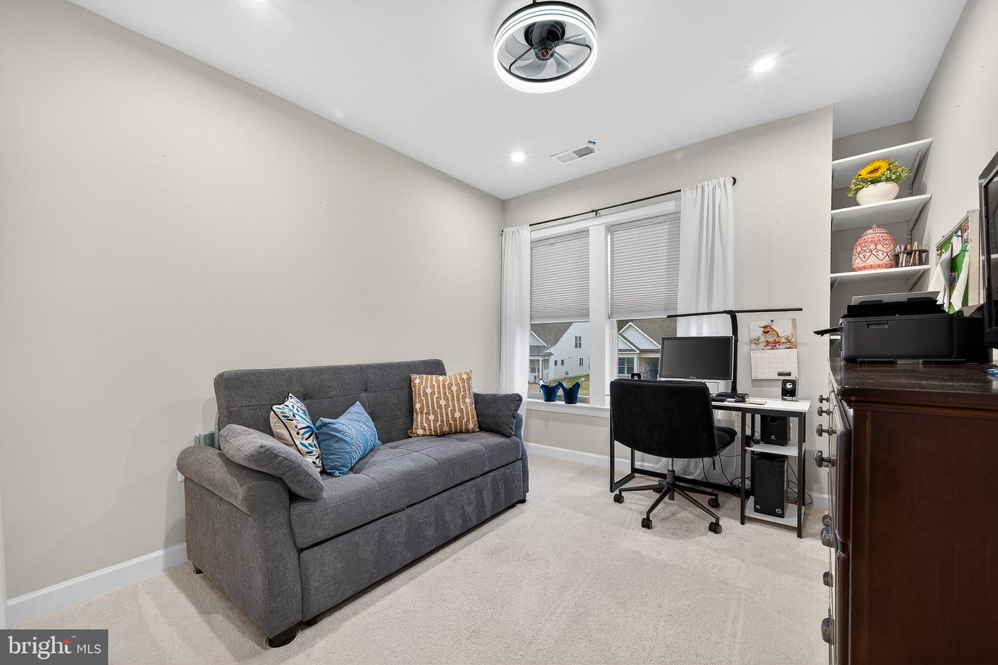 21630 HAWKSBILL HIGH CIR #204, STERLING, Virginia 20164, 2 Bedrooms Bedrooms, ,2 BathroomsBathrooms,Residential,For sale,21630 HAWKSBILL HIGH CIR #204,VALO2101016 MLS # VALO2101016